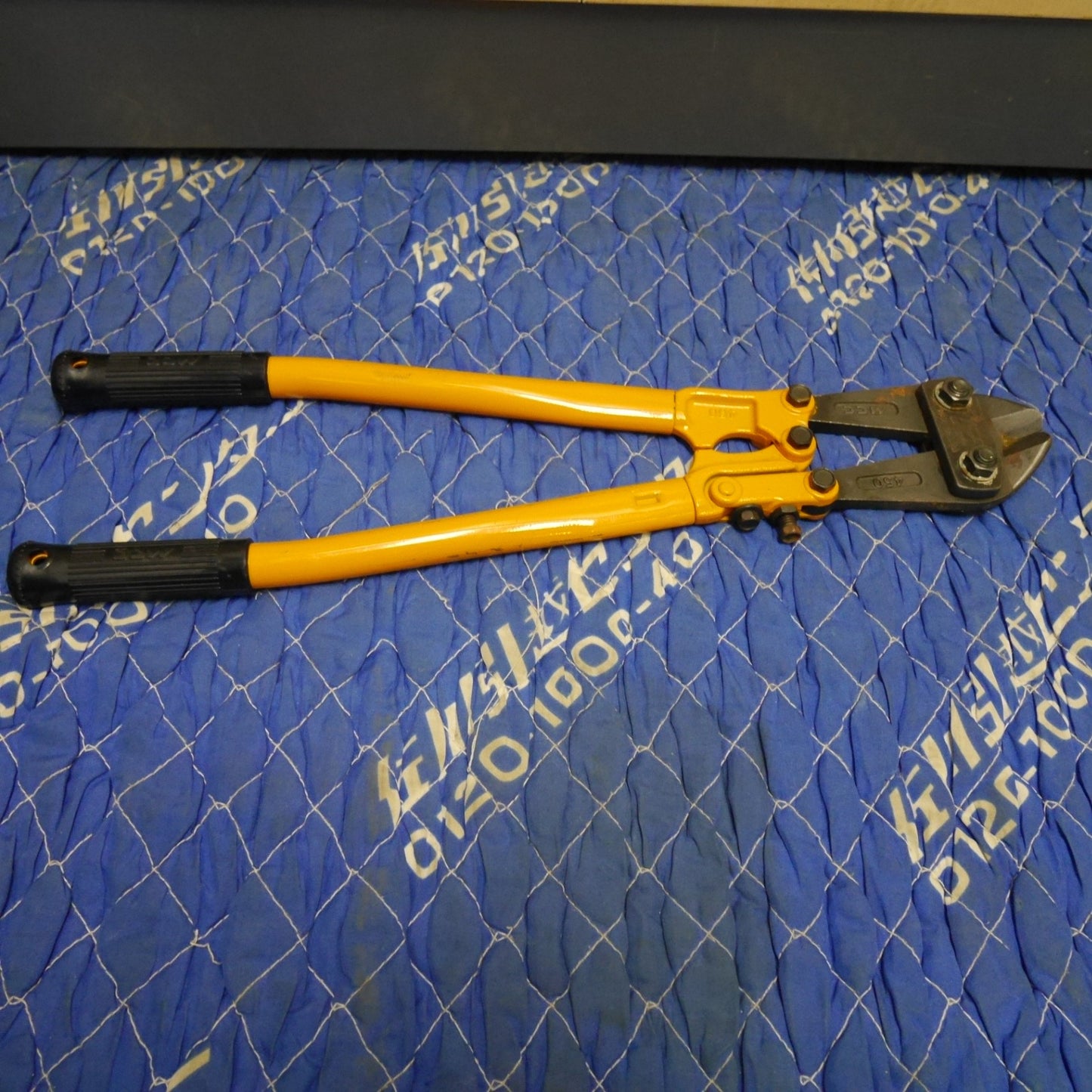 [送料無料] ☆MCC アングルカッター 450mm CAP.7MM AC-0045 ボルトクリッパー ワイヤーカッター オレンジ 工具☆