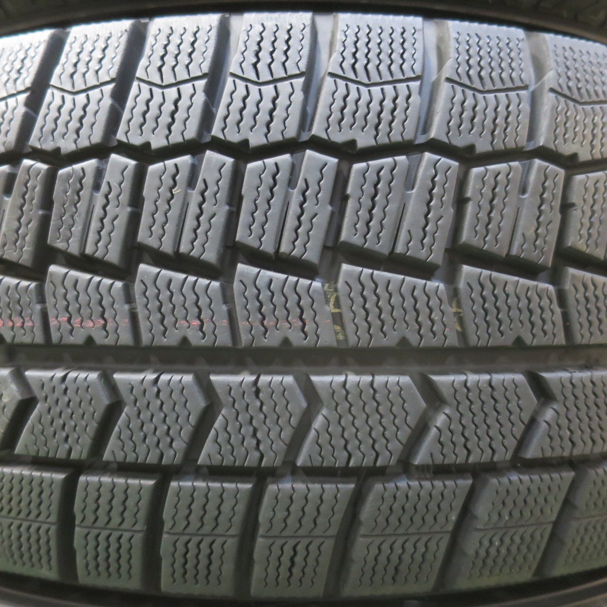 バリ溝！キレイ！9.5分★ベンツ 等 EUROTECH STAGE TW7 225/45R17 スタッドレス ダンロップ ウインターマックス WM02 ユーロテック 17インチ PCD112/5H★6030504イス