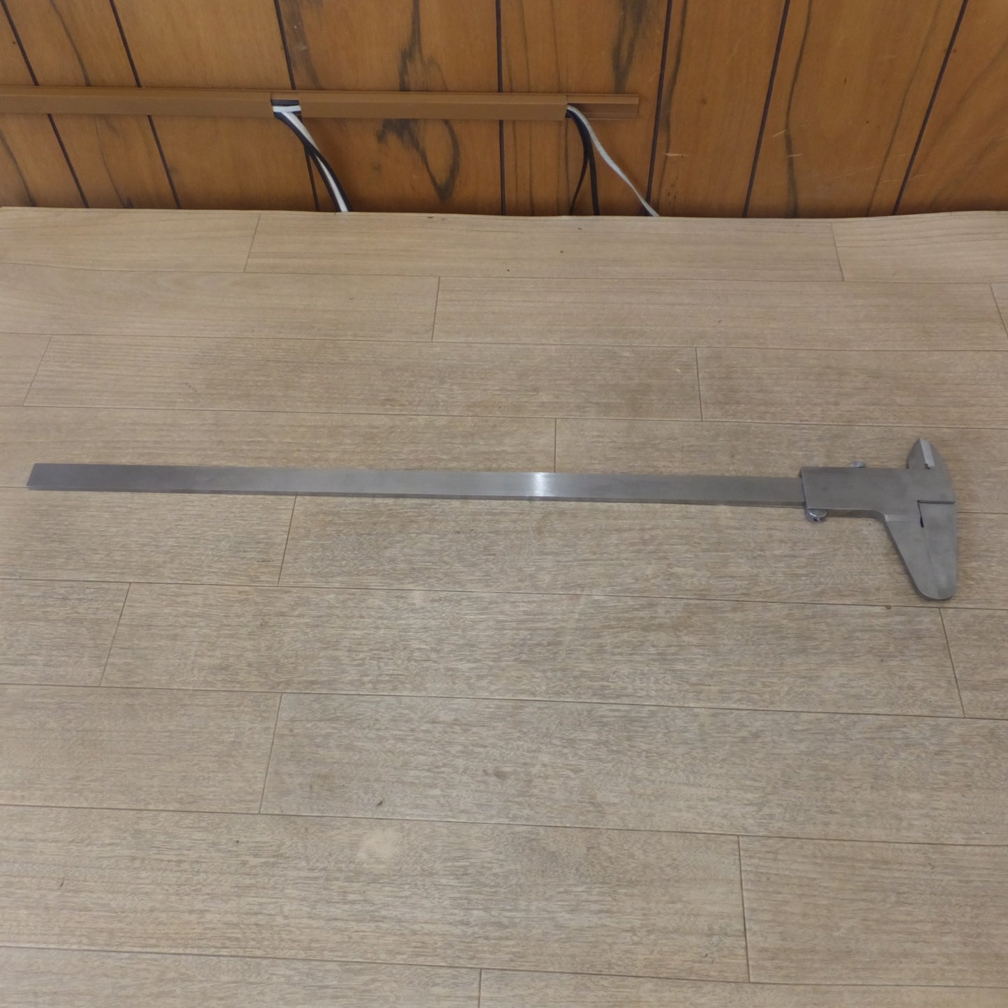 [送料無料] ★ミツトヨ Mitutoyo M形標準ノギス 530-501 N60　測定範囲 0～600mm★
