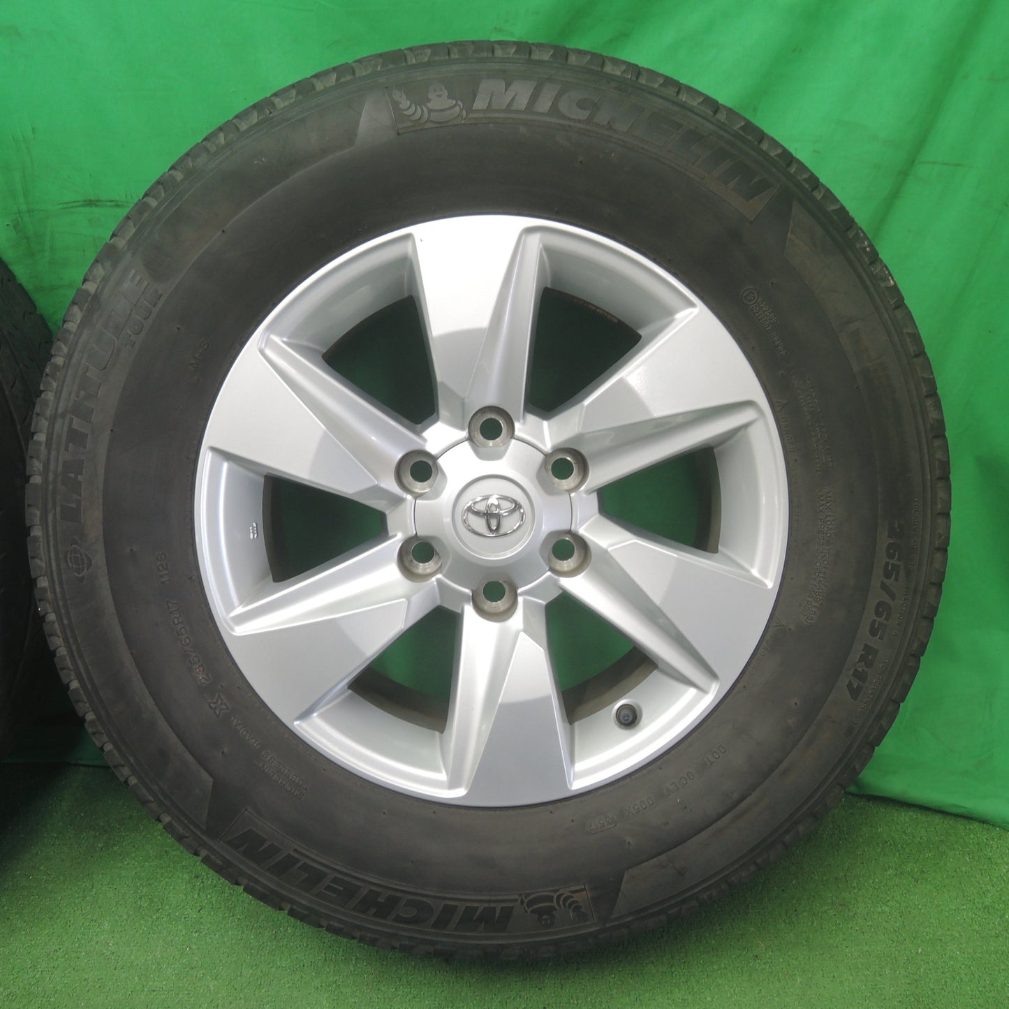 *送料無料* キレイ★トヨタ 150系 ランクル プラド 純正 265/65R17 ミシュラン LATITUDE TOUR 17インチ PCD139.7/6H★4060101ナノ