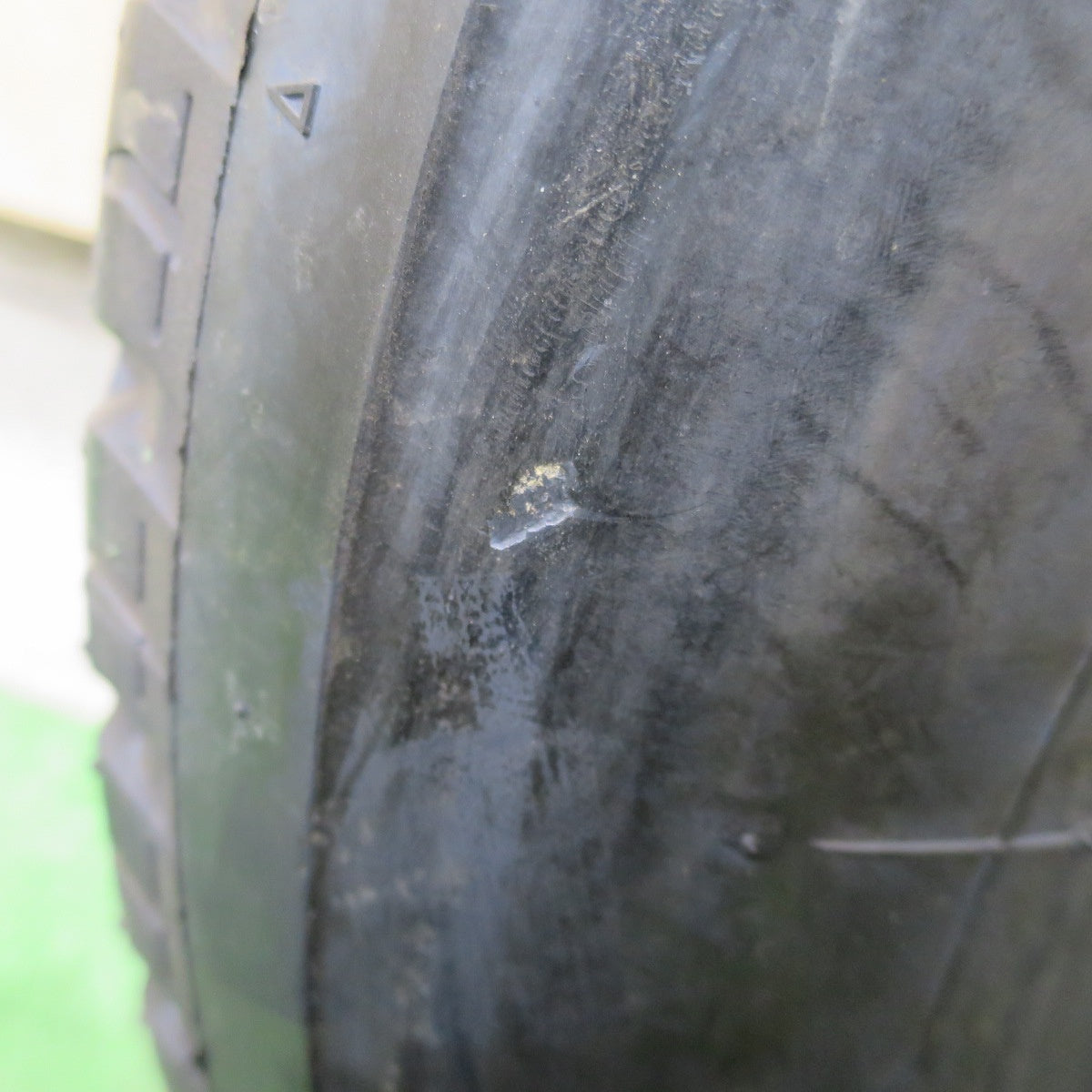 新車外し！23年！1本★トラック タイヤ 205/75R16 113/111L ブリヂストン G590 16インチ★6021803ナノタ