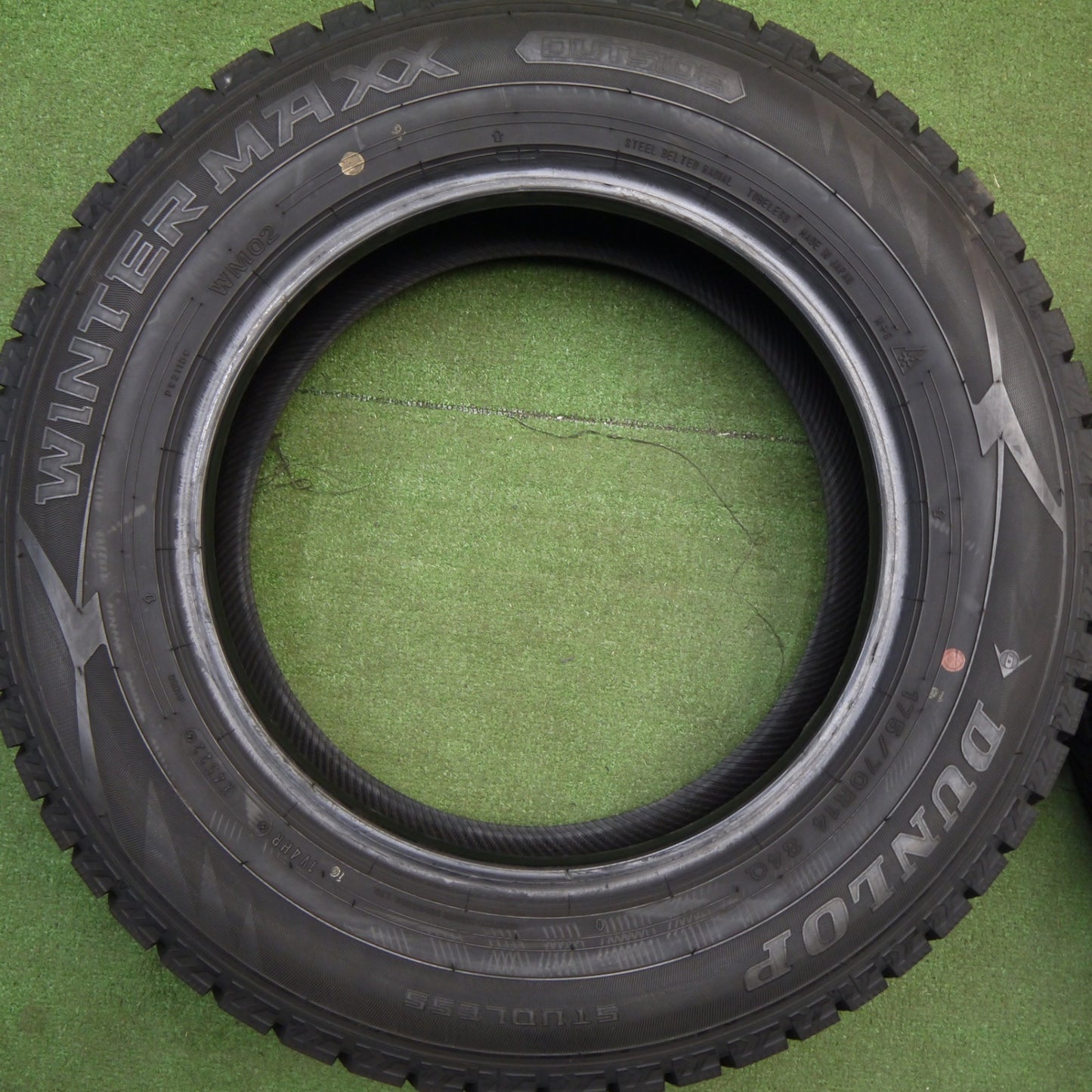 バリ溝！22年！9.5分★スタッドレス 175/70R14 ダンロップ ウインターマックス WM02 タイヤ 14インチ ヤリス ヴィッツ アクシオ 等★6022407Hスタ