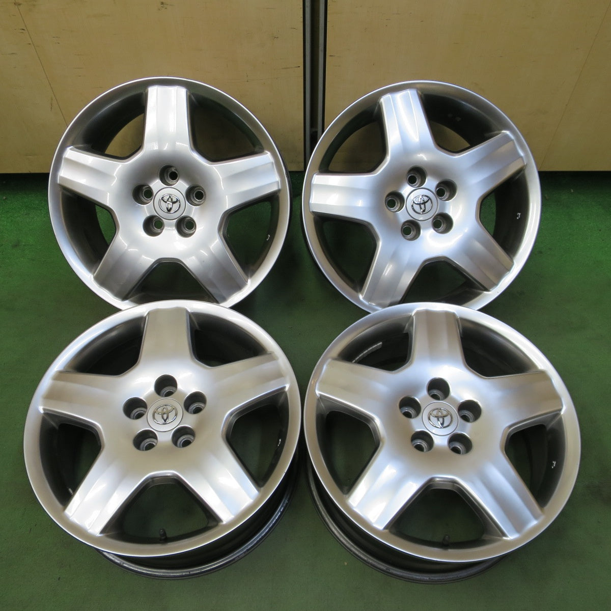 4本価格★トヨタ 30系 セルシオ eR仕様 純正 ホイール 18インチ 18×7.5J PCD114.3/5H★6072202NGホ
