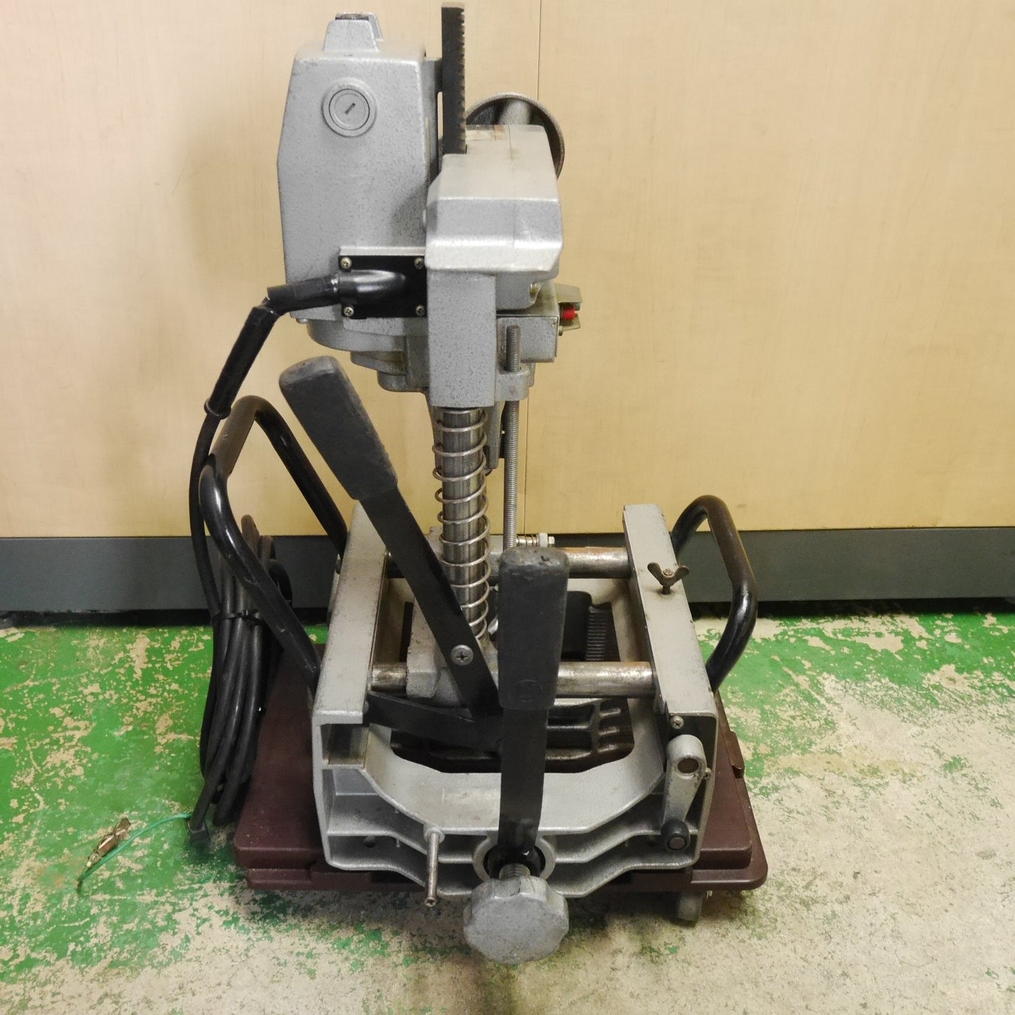 [送料無料] ☆マキタ 手動 カクノミ 7302 電動 工具 角のみ 角ノミ 穴あけ makita☆