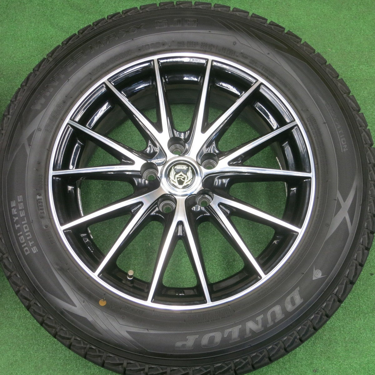 バリ溝！9.5分★スタッドレス 225/65R17 ダンロップ ウインターマックス SJ8 SJ8+ RiZLEY ライツレー 17インチ PCD114.3/5H★6020703NKス