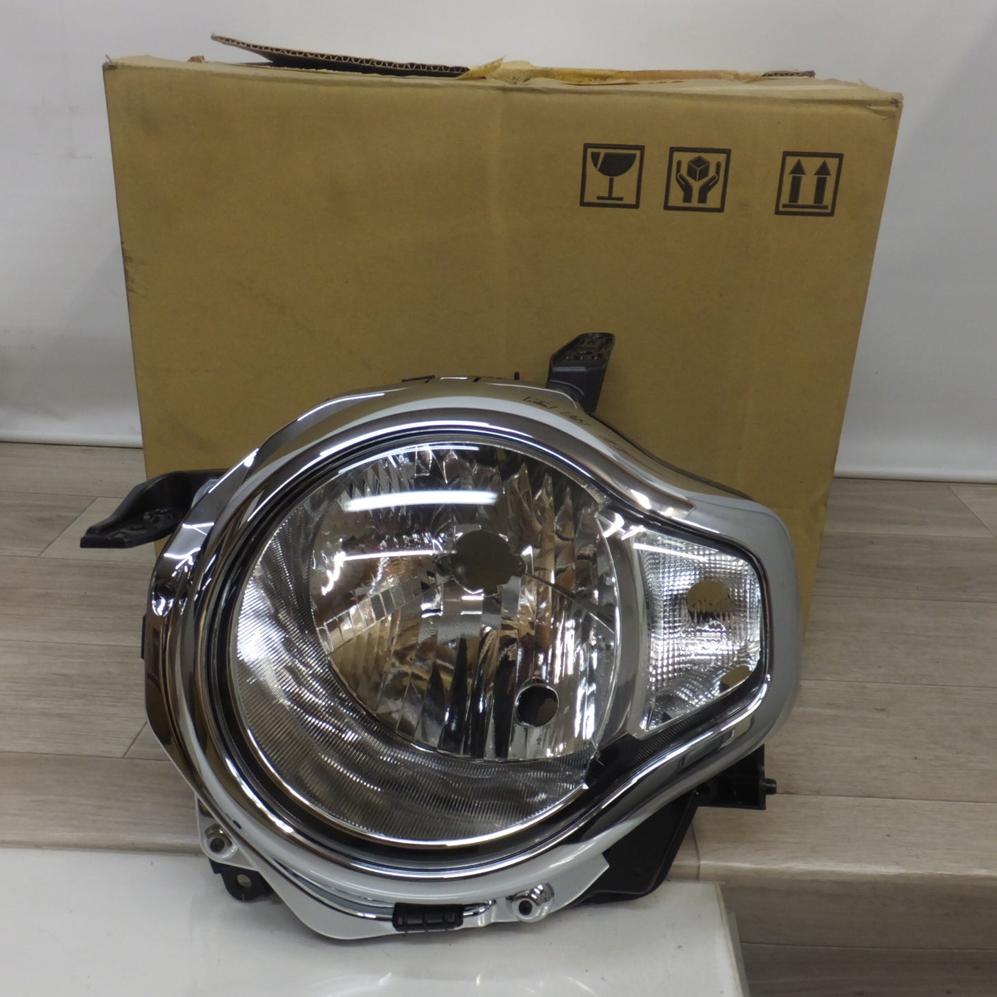 [送料無料] 未使用★スズキ SUZUKI 純正 ハスラー MR31S MR41S ヘッドライト ICHIKOH 1873 左★