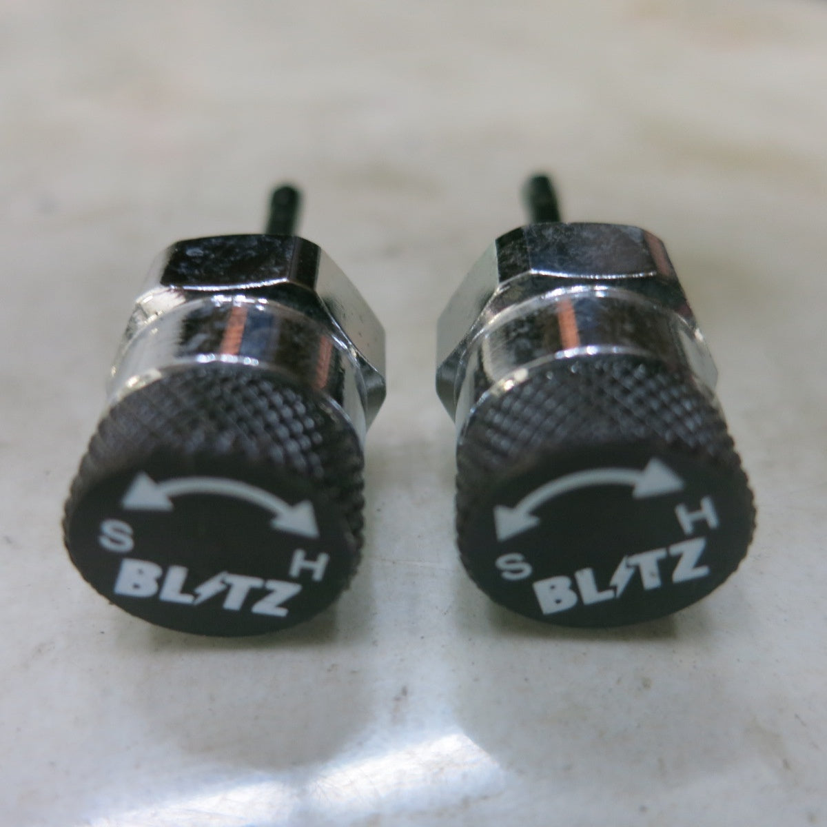 [送料無料] ◆リーフ ZE0 AZE0 ZE1 BLITZ サスペンション DAMPER ZZR 92462 車高調 ブリッツ ダンパー ZZ-R 現状品◆