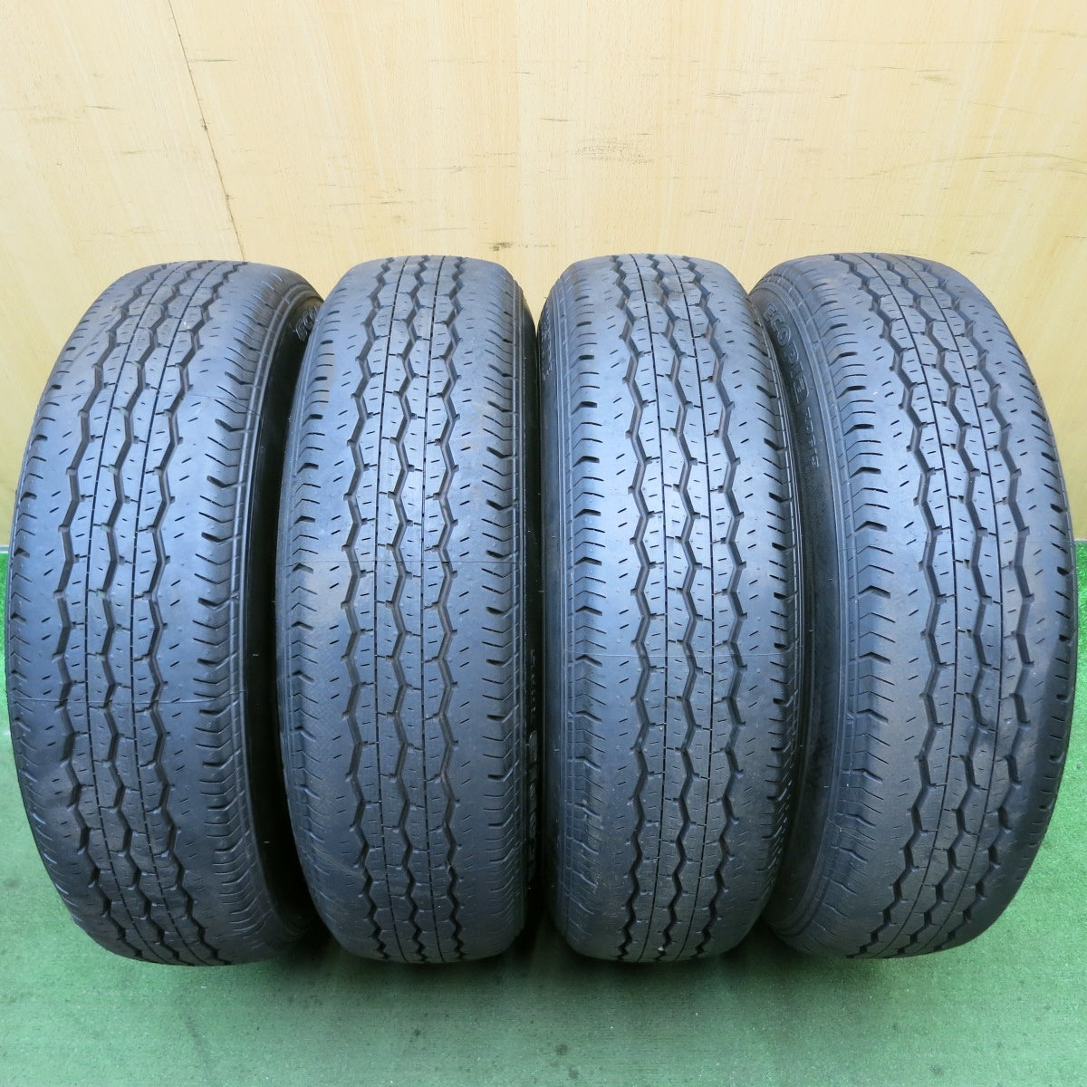 新車外し！23年★トヨタ ハイエース 純正 スチール 195/80R15 107/105N ブリヂストン エコピア RD613 15インチ PCD139.7/6H★5092107HAノ