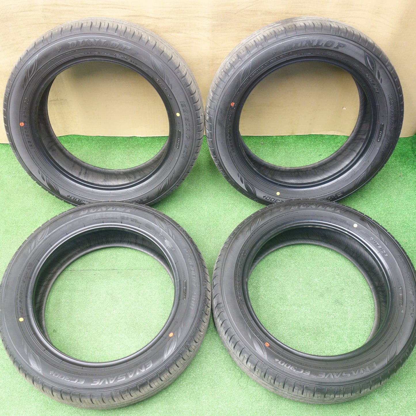 新車外し！25年★195/60R17 ダンロップ エナセーブ EC300+ タイヤ 17インチ ライズ ロッキー 等★6021804KTノタ
