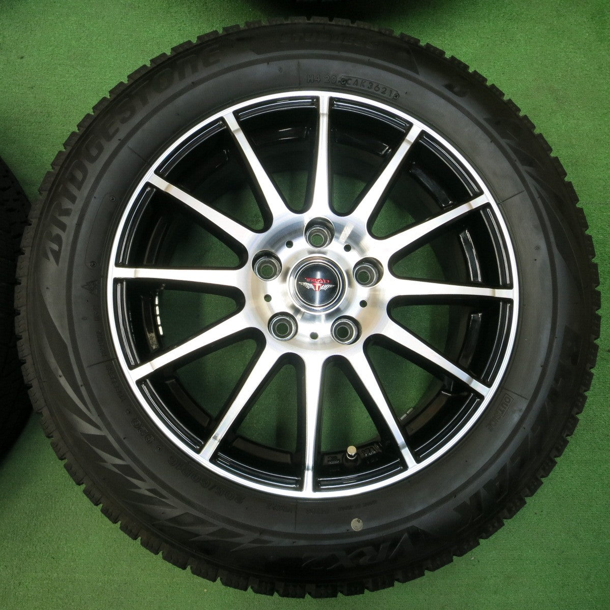 *送料無料* バリ溝！21年！キレイ！9.5分★スタッドレス 205/60R16 ブリヂストン ブリザック VRX2 TEAD テッド 16インチ PCD114.3/5H★4041102イス