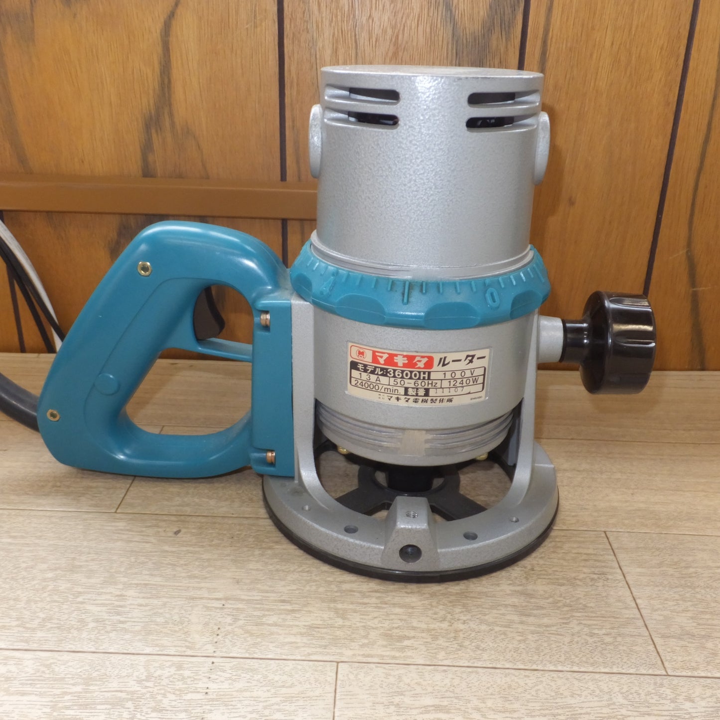 [送料無料] 美品★マキタ makita ルーター 3600H　100V 13S 50-60Hz 1240W 24000/min.★