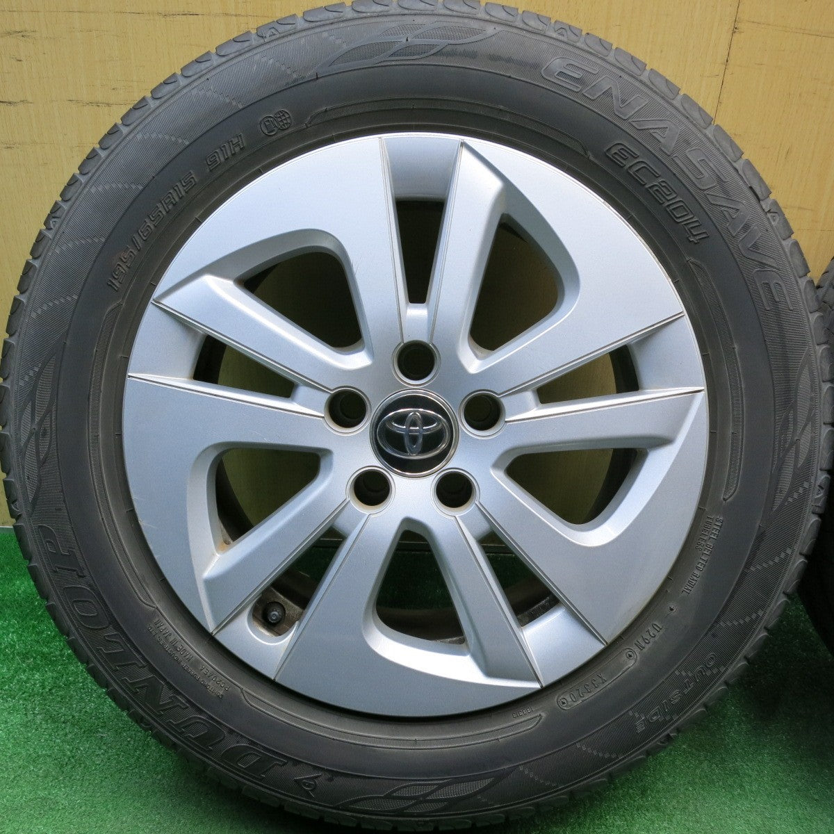 4本価格★トヨタ 50系 プリウス 純正 195/65R15 ダンロップ エナセーブ EC204 15インチ PCD100/5H★6022808HAノ