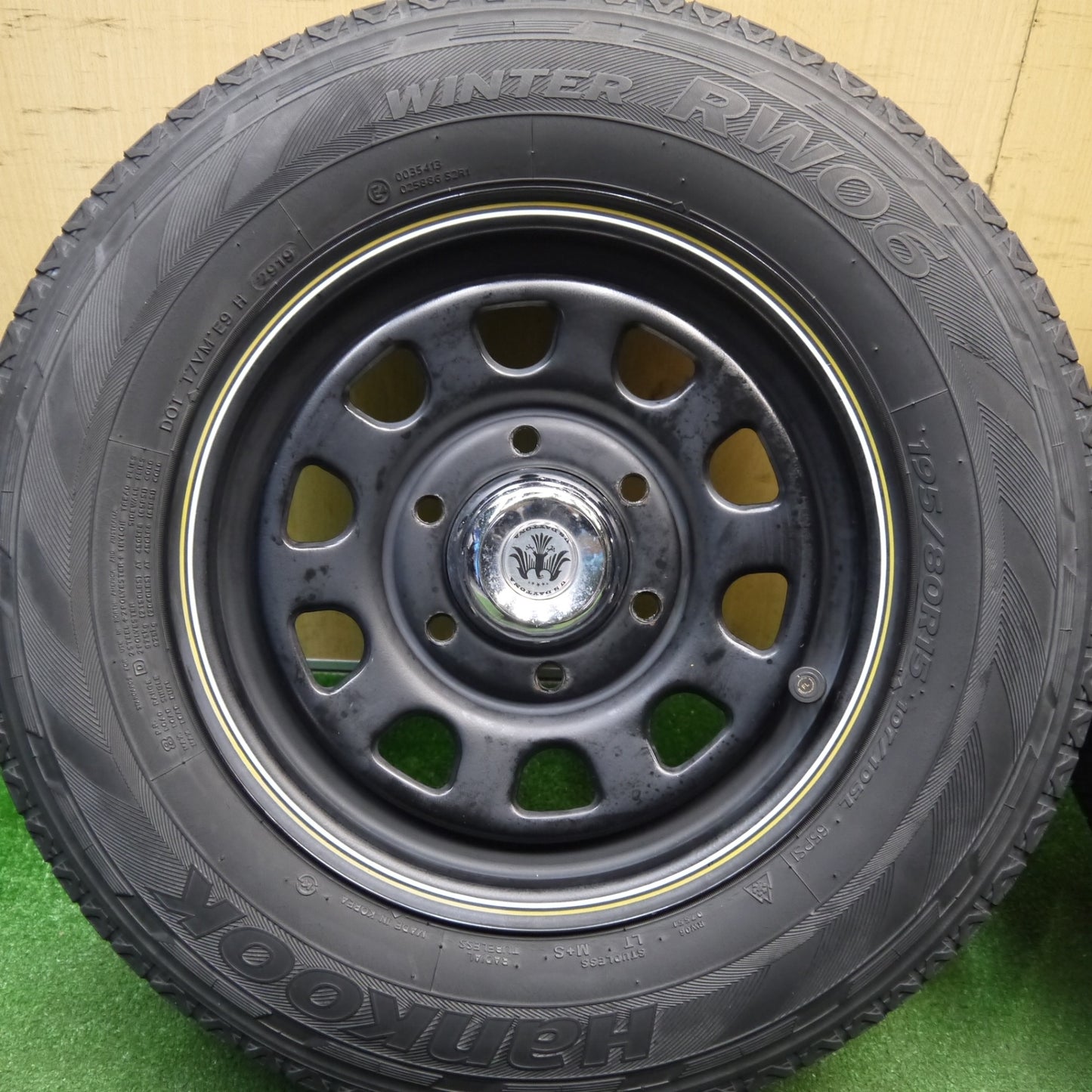 キレイ★スタッドレス 195/80R15 107/105L ハンコック ウインター RW06 U.S.DAYTONA US デイトナ 15インチ PCD139.7/6H★6013003Hス