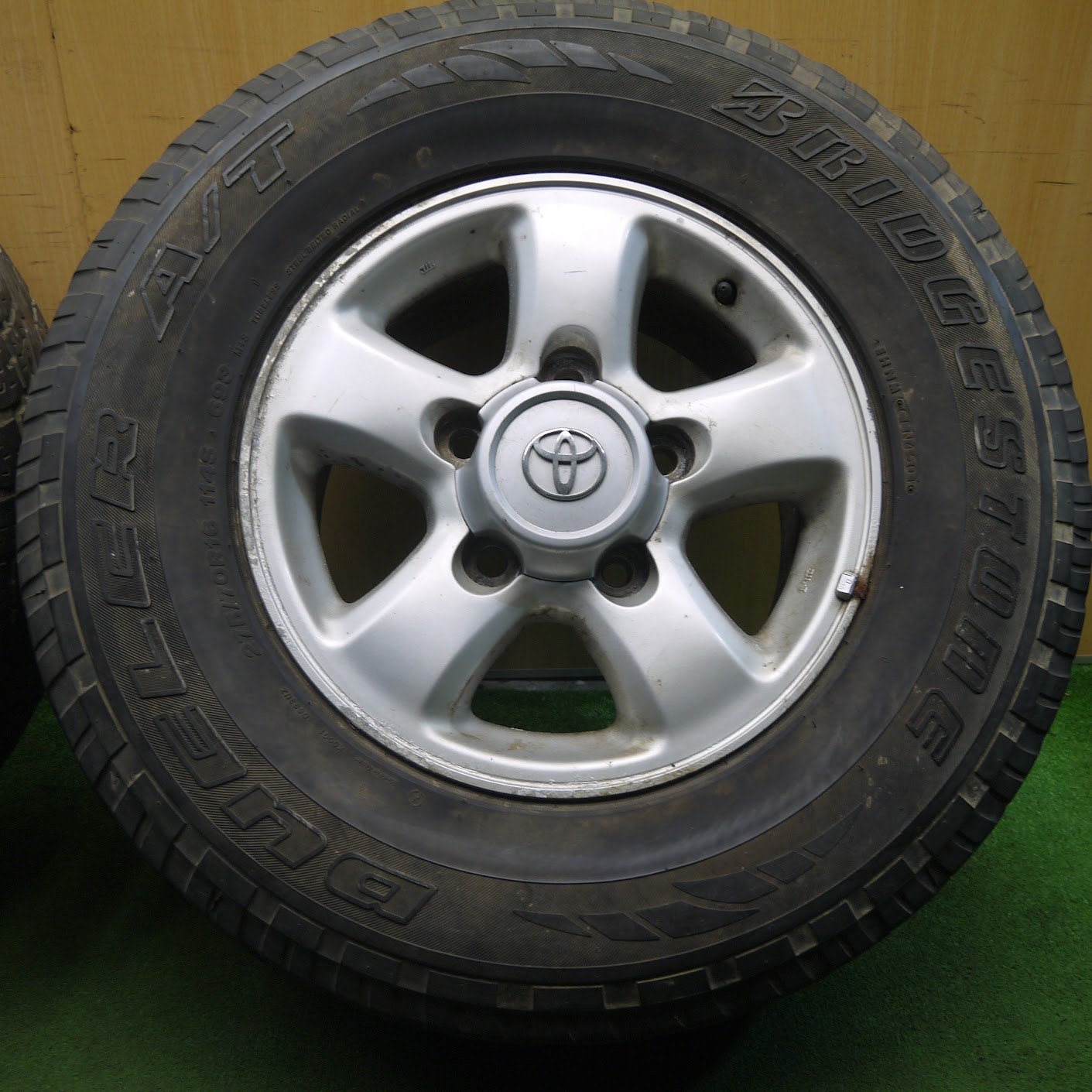 *送料無料* ４本価格★トヨタ 100系 ランクル 純正 275/70R16 ブリヂストン デューラー A/T 693 ランドクルーザー★3051005アノ