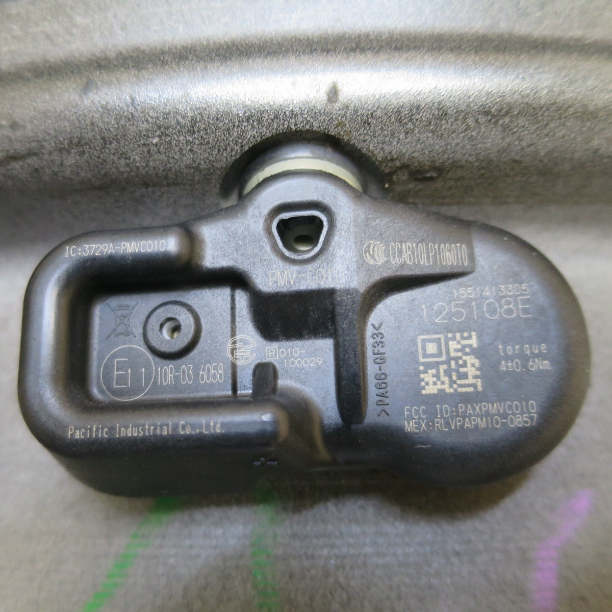 空気圧センサー付き◎レクサス GS バージョンL 純正 ホイール 18インチ 18×8J PCD114.3/5H◎6082804NGホ