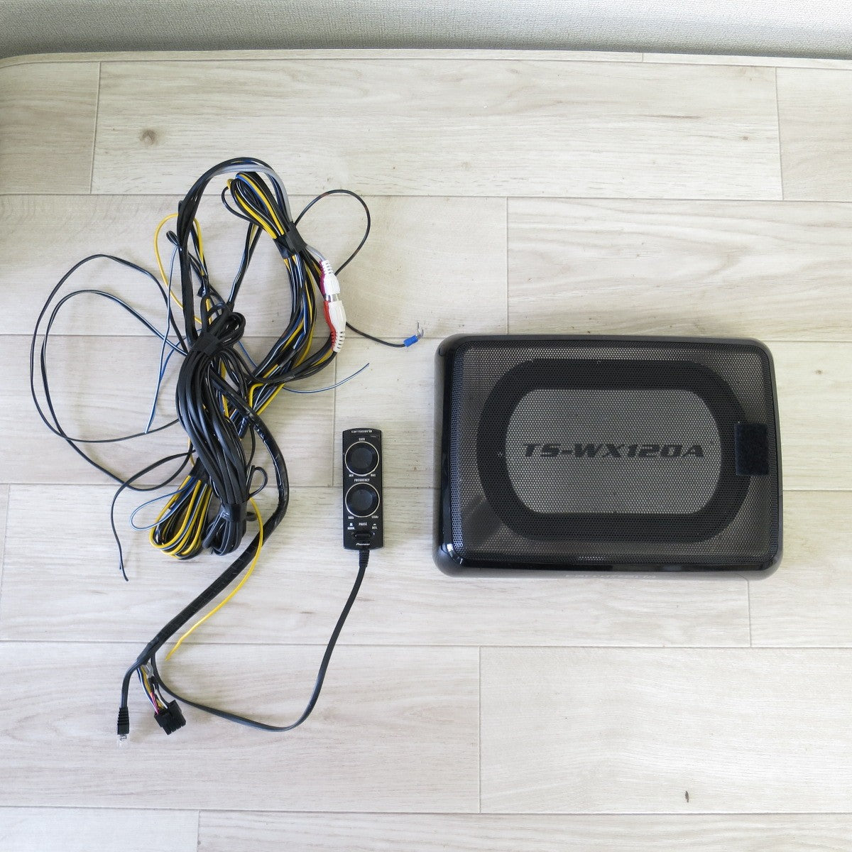 [送料無料] ◇carrozzeria Pioneer パワード サブ ウーハー リモコン 配線 セット TS-WX120A ウーファー カロッツェリア パイオニア◇