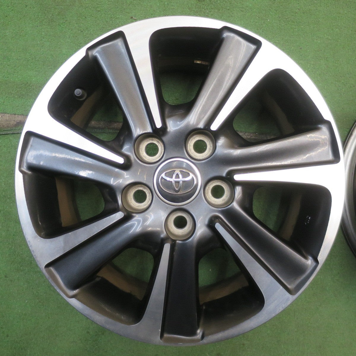 4本価格★トヨタ 80系 ノア ヴォクシー 煌 純正 ホイール 16インチ 16×6J PCD114.3/5H★6070803NJホ