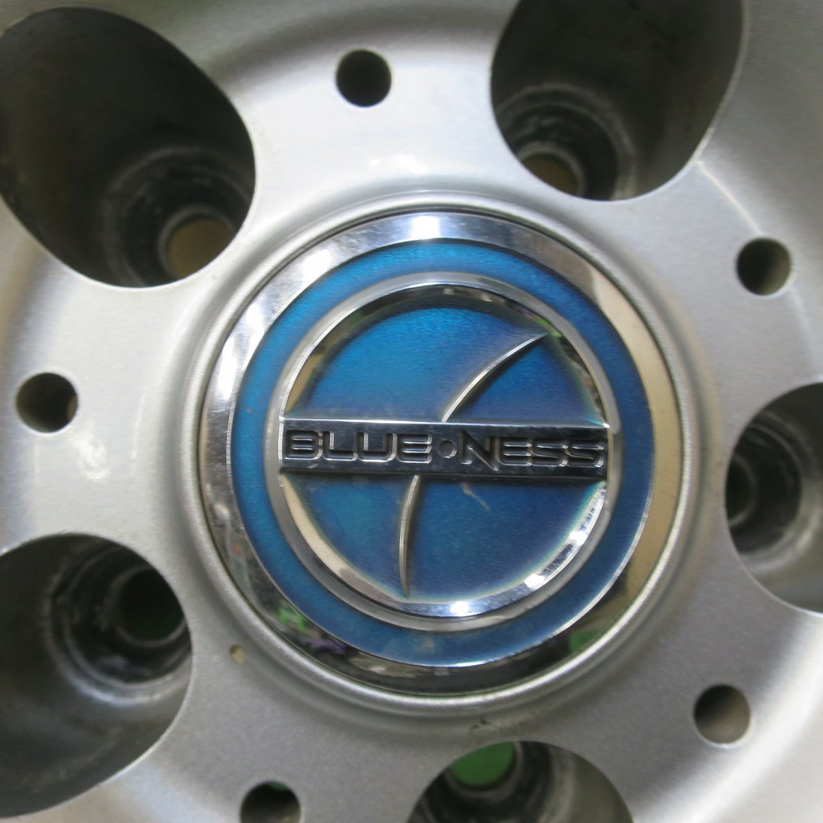 バリ溝！24年！キレイ！9.5分★スタッドレス 235/50R18 ケンダ KR36 アイステック ネオ BLUE・NESS BLUENESS ブルーネス 18インチ PCD114.3/5H★6031110イス
