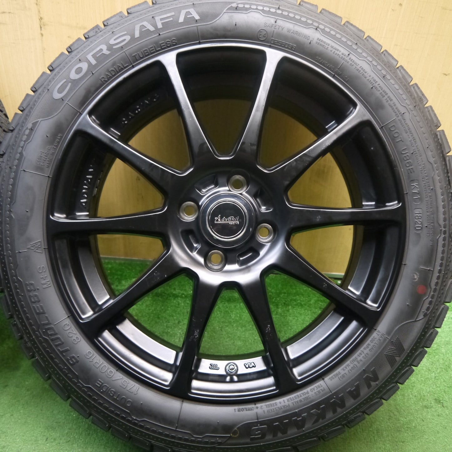 バリ溝！キレイ！9.5分以上★スタッドレス 175/60R16 ナンカン CORSAFA Advanti RACING アドバンティ レーシング 16インチ PCD100/4H★5072302Hス