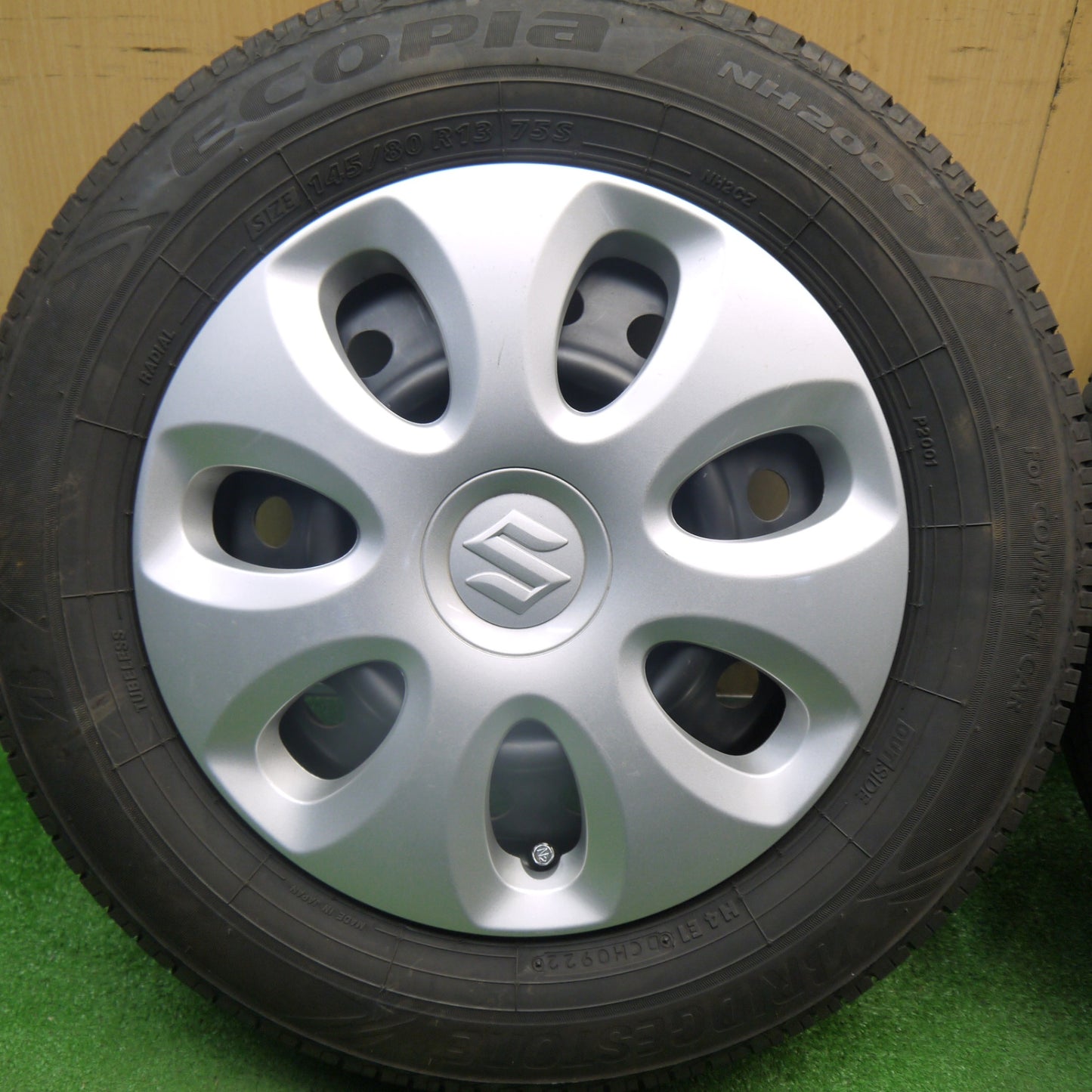 バリ溝！22年！9分★スズキ アルト 純正 スチール 145/80R13 ブリヂストン エコピア NH200C 13インチ PCD100/4H★6040702Hノ