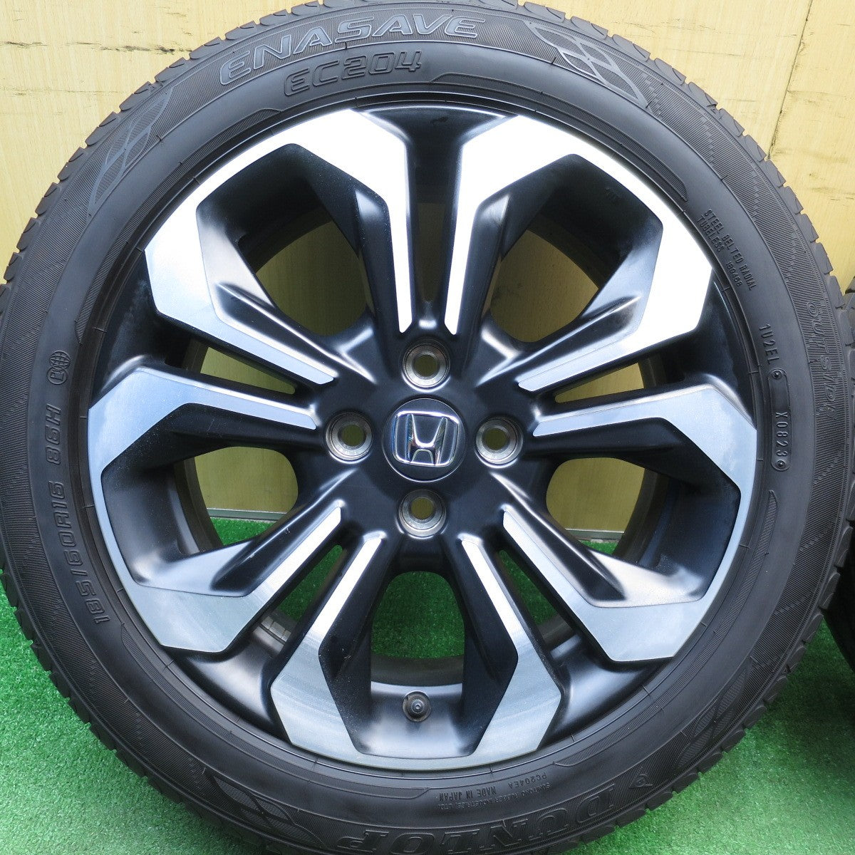 [送料無料] バリ溝！24年！キレイ！9.5分★ホンダ フィット クロスター 純正 185/60R16 ダンロップ エナセーブ EC204 16インチ PCD100/4H★5031012Hノ