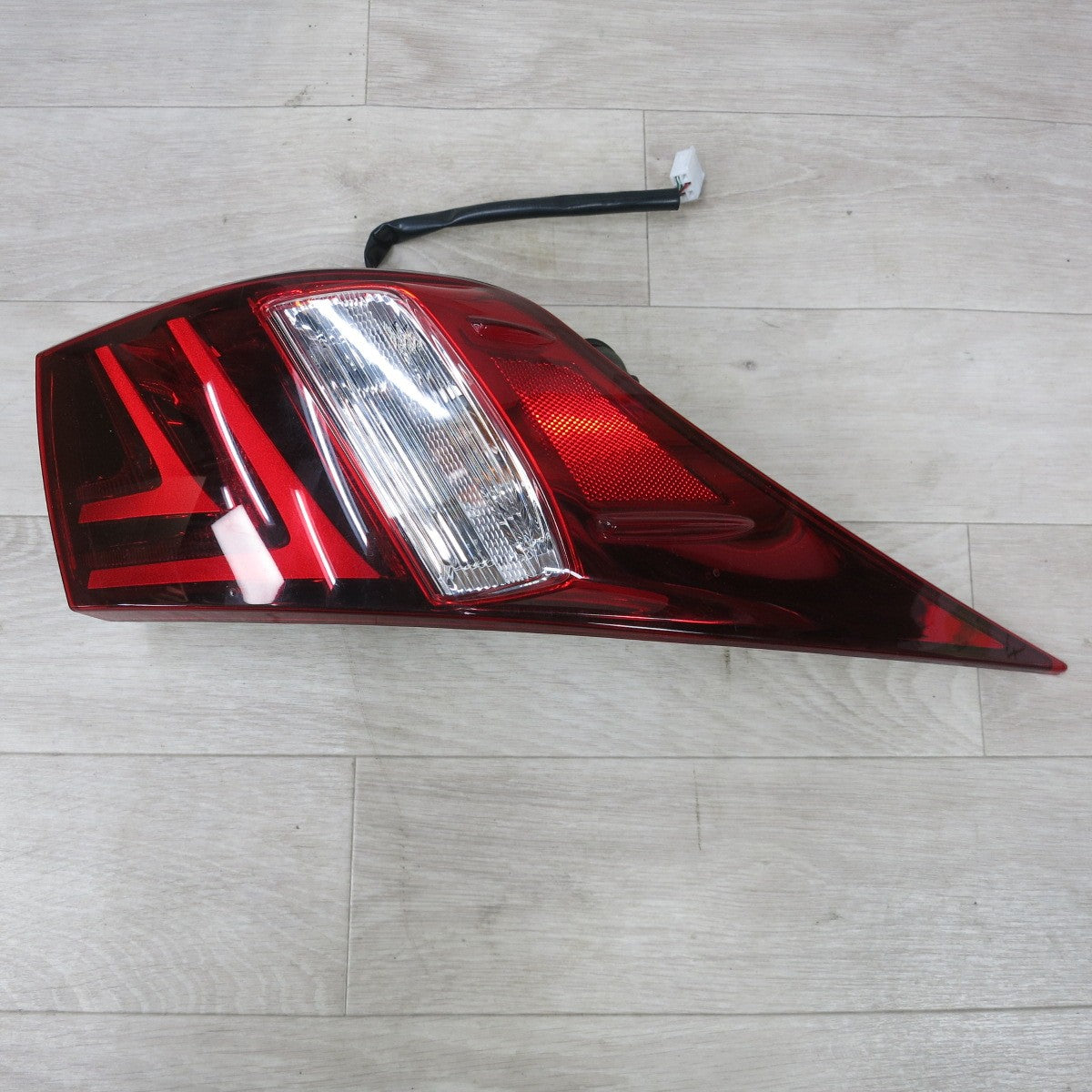 [送料無料] ◆トヨタ レクサス IS AVE30 純正 LED テール ライト ランプ フィニッシャー リア ランプ 右 ICHIKOH 81550-53280 81580-53140◆