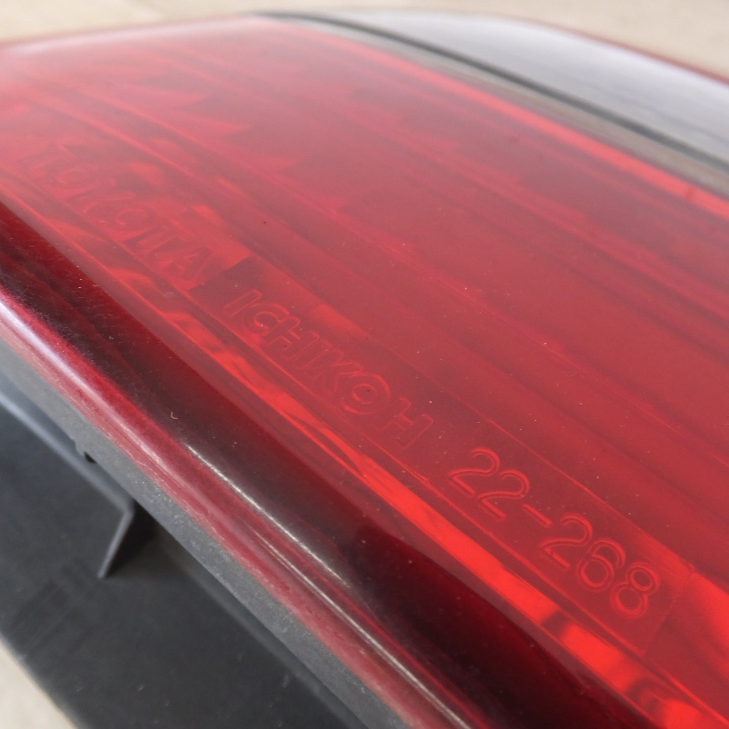 [送料無料] ★トヨタ TOYOTA 純正 チェイサー JZX100 テールライト ICHIKOH 22-68 左(9)★