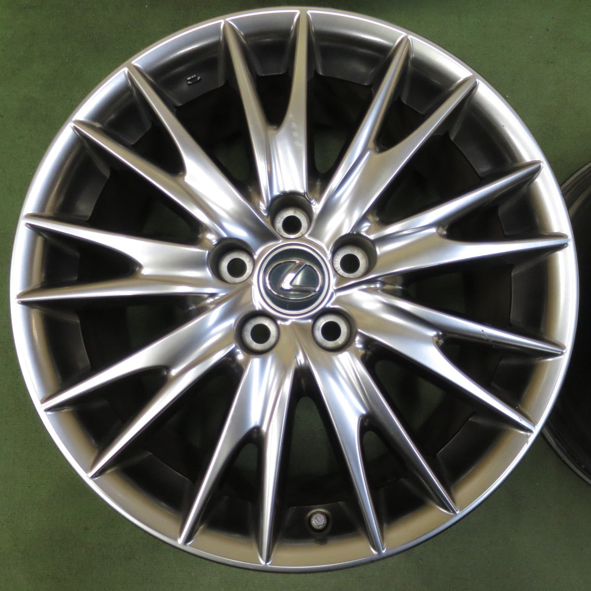 センサー付き◎レクサス GS バージョンL 純正 ホイール 18インチ 18×8J PCD114.3/5H◎6081101NGホ