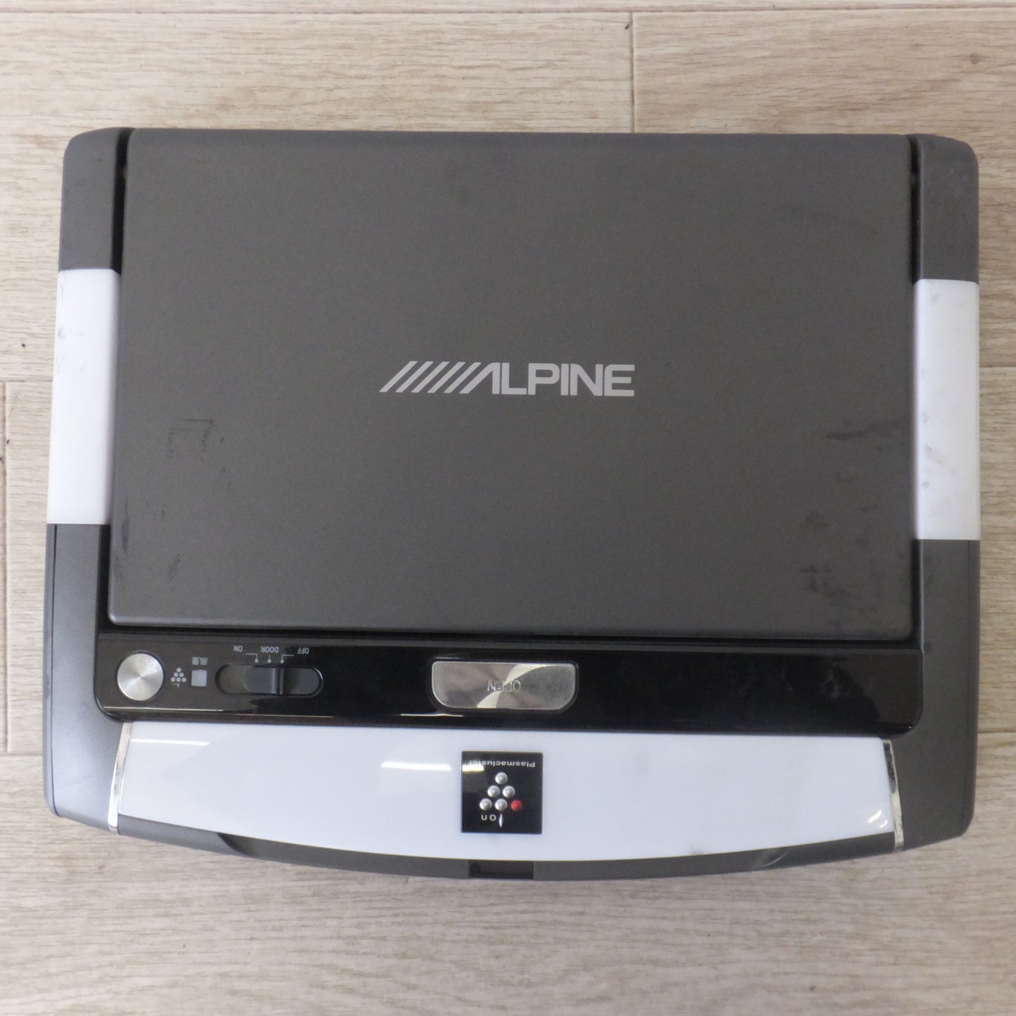 [送料無料] ★アルパイン ALPINE 10.2inch WVGA LED液晶 LEDルームランプ付プラズマクラスターリアビジョン ブラック PCX-R3500B(98)★