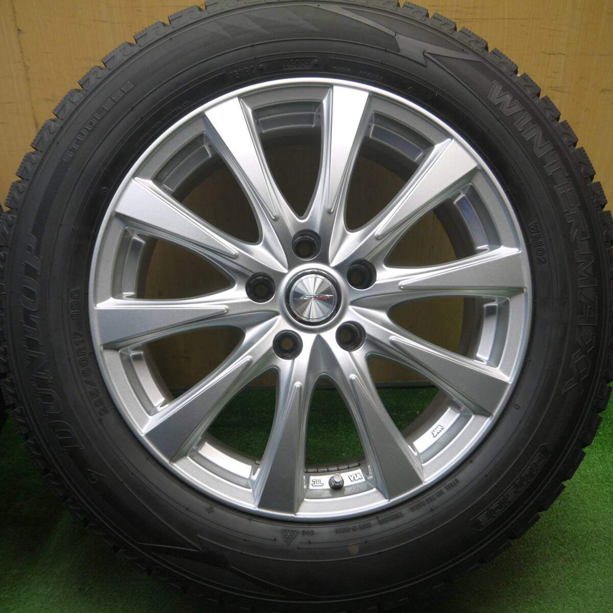 バリ溝！21年！キレイ！9.5分★スタッドレス 225/60R17 ダンロップ ウインターマックス WM02 JOKER ジョーカー 17インチ PCD114.3/5H★5022804Hス