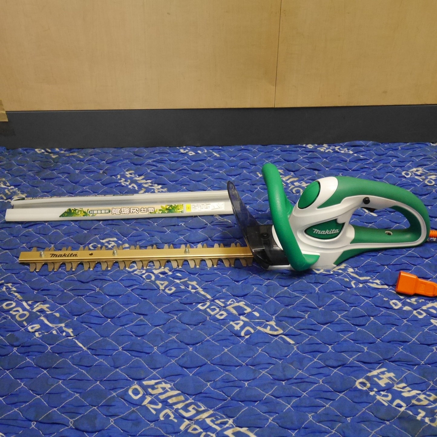 [送料無料] キレイ☆マキタ 360mm 生垣 バリカン MUH3651 ヘッジトリマー 剪定 庭木 園芸 100V makita☆