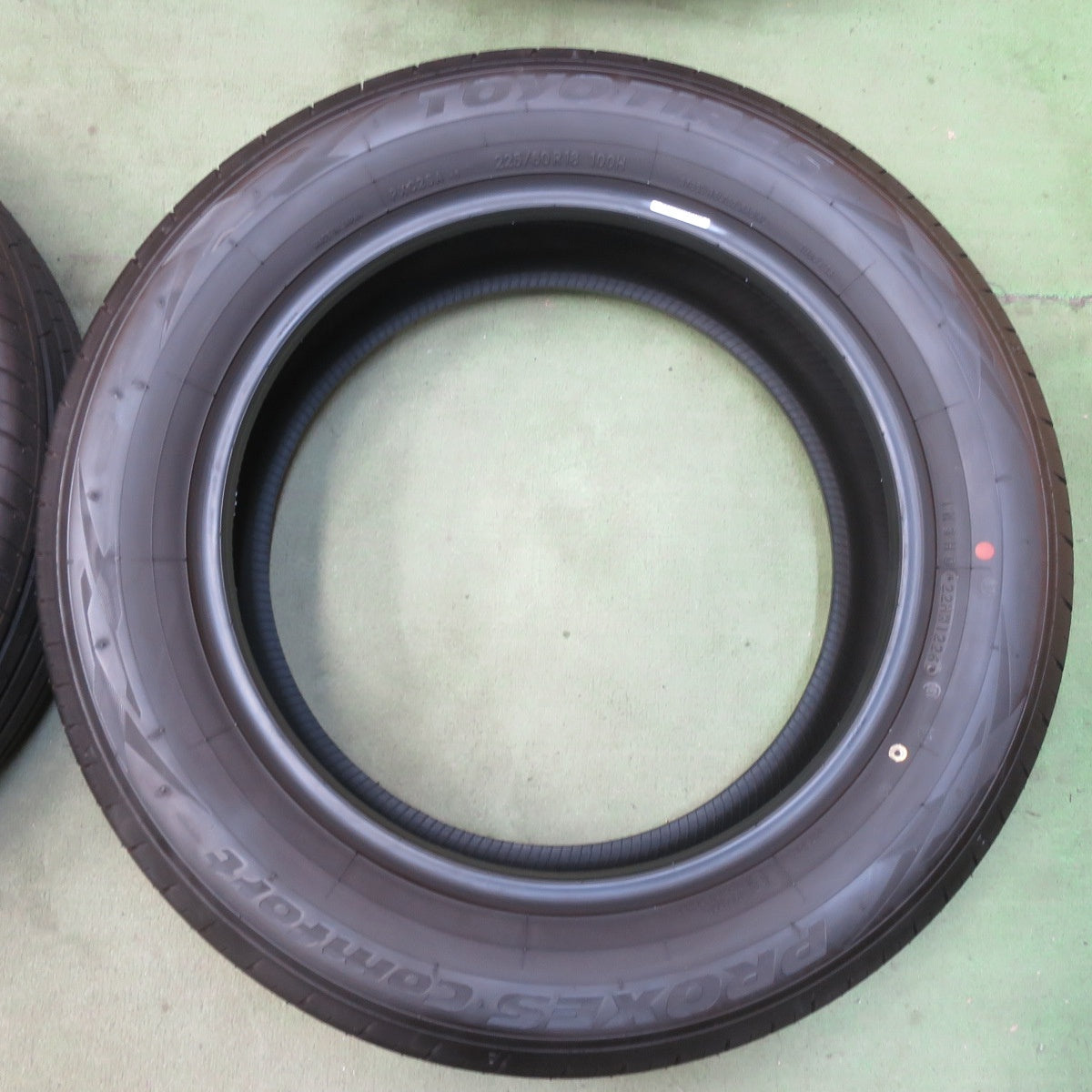 新車外し！26年◎225/60R18 トーヨー プロクセス Comfort コンフォート タイヤ 18インチ 40系 アルファード ヴェルファイア レクサス NX 等◎6083102イノタ