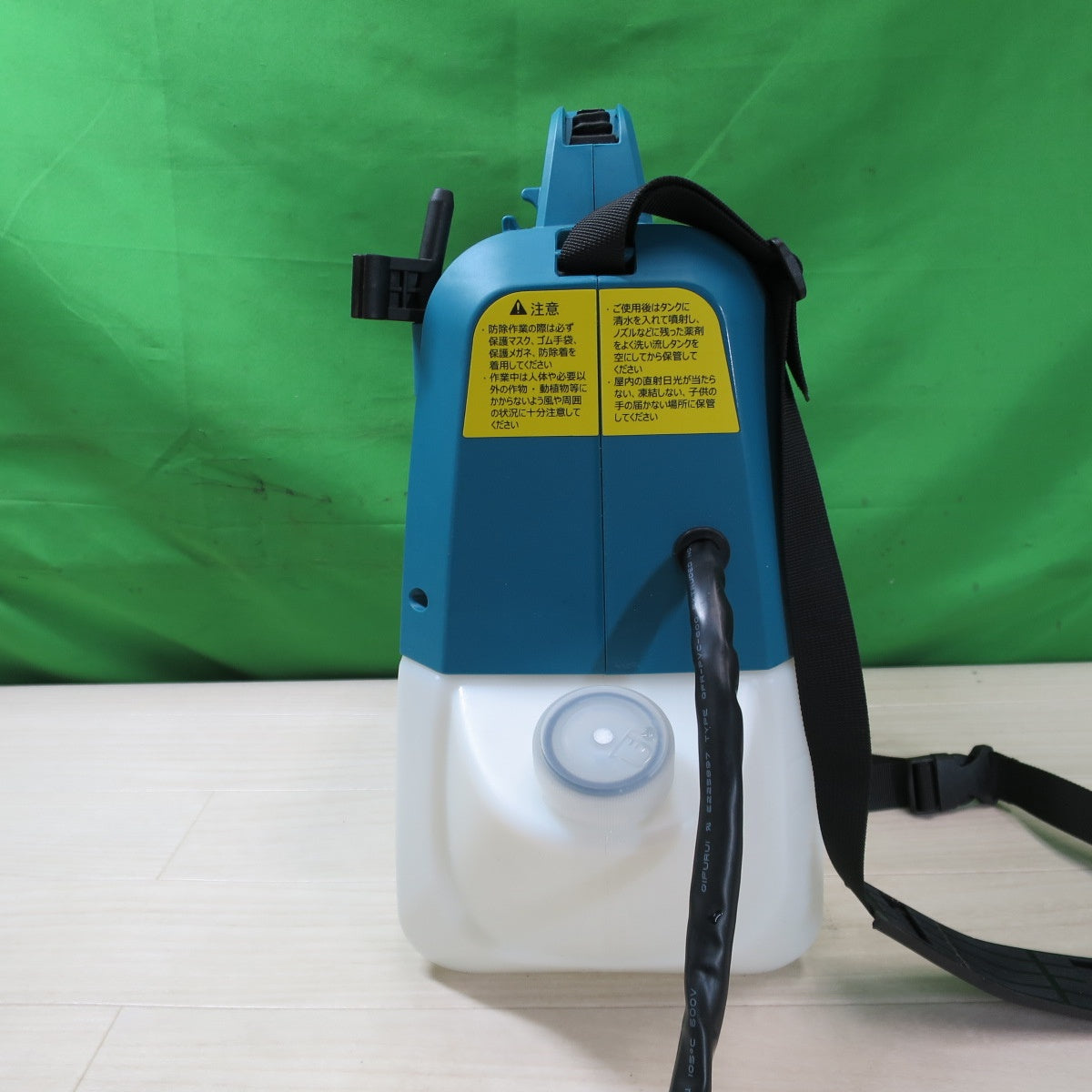 [送料無料] キレイ☆マキタ 充電式 噴霧器 18V タンク容量 5L MUS054D 本体のみ 電動 工具☆