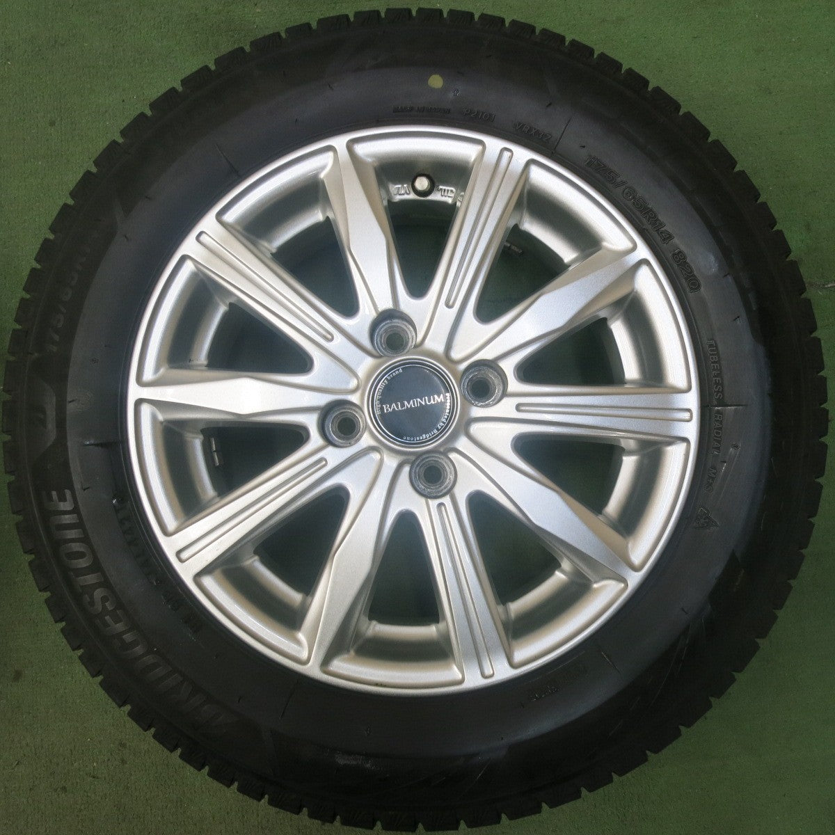 キレイ！21年★スタッドレス 175/65R14 ブリヂストン ブリザック VRX3 BALMINUM バルミナ 14インチ PCD100/4H★5112704SKス