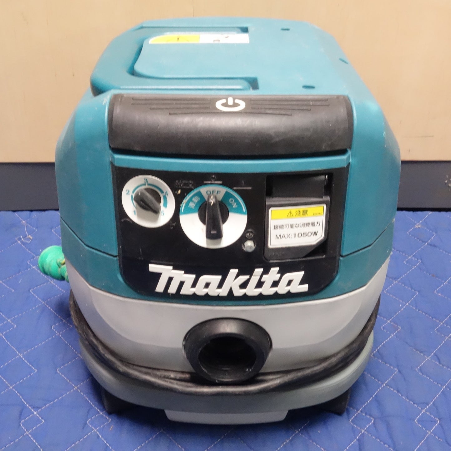 [送料無料] ☆マキタ 粉じん 専用 業務用 集じん機 100V VC0830 ホース付き 集塵 電動 工具☆