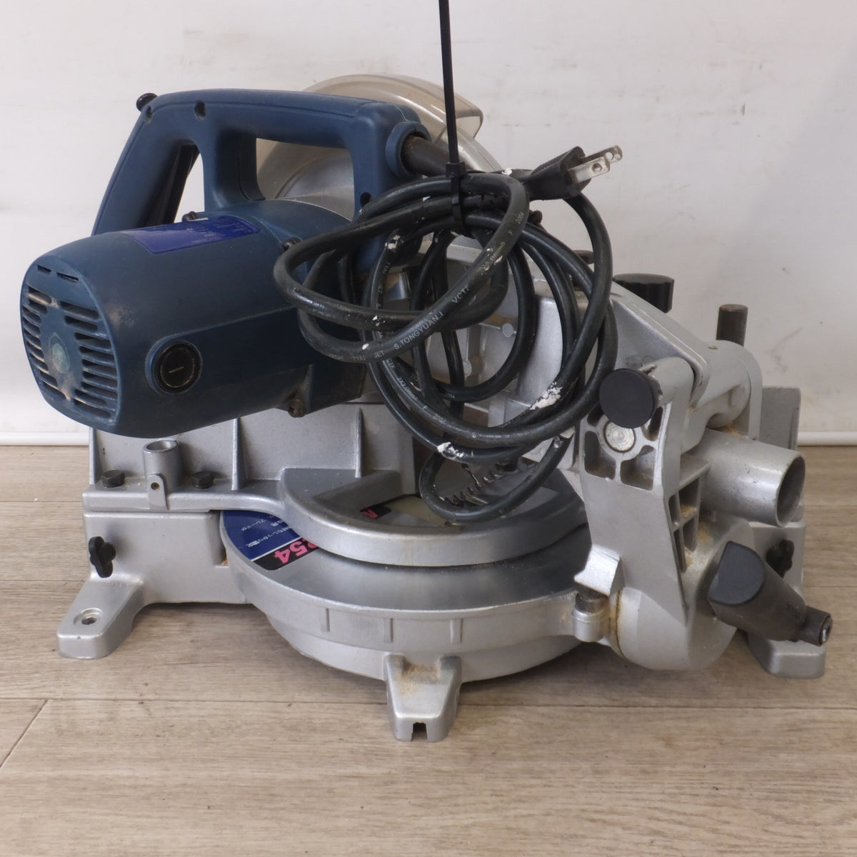 ★ナカトミ HOMETOOL 254mm 卓上切断機 COMPOUND MITER SAW MCS-254　100V 50/60Hz★
