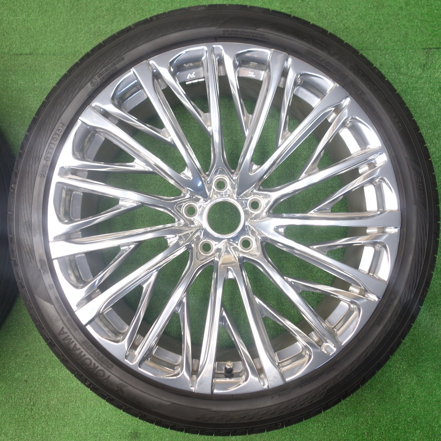 バリ溝！25年！キレイ！9.5分★40系 アルファード ヴェルファイア レクサス LM 等 AK FORGED PAFL30 255/40R21 ヨコハマ アドバン dB V552 21インチ PCD120/5H★6030702KTノ
