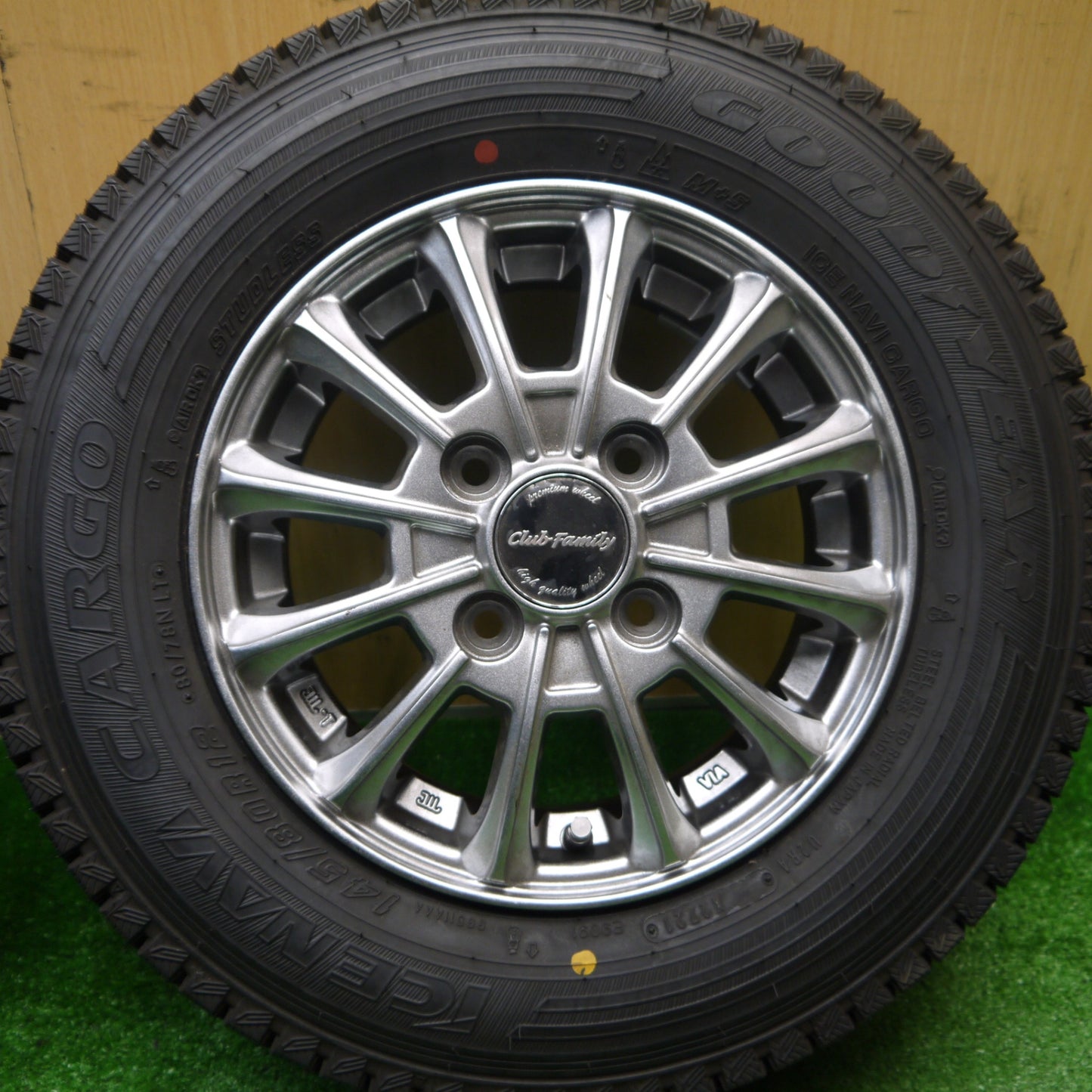 未使用！21年！2本★スタッドレス 145/80R12 80/78N グッドイヤー アイスナビ カーゴ Club Family 12インチ PCD100/4H★5110705Hス