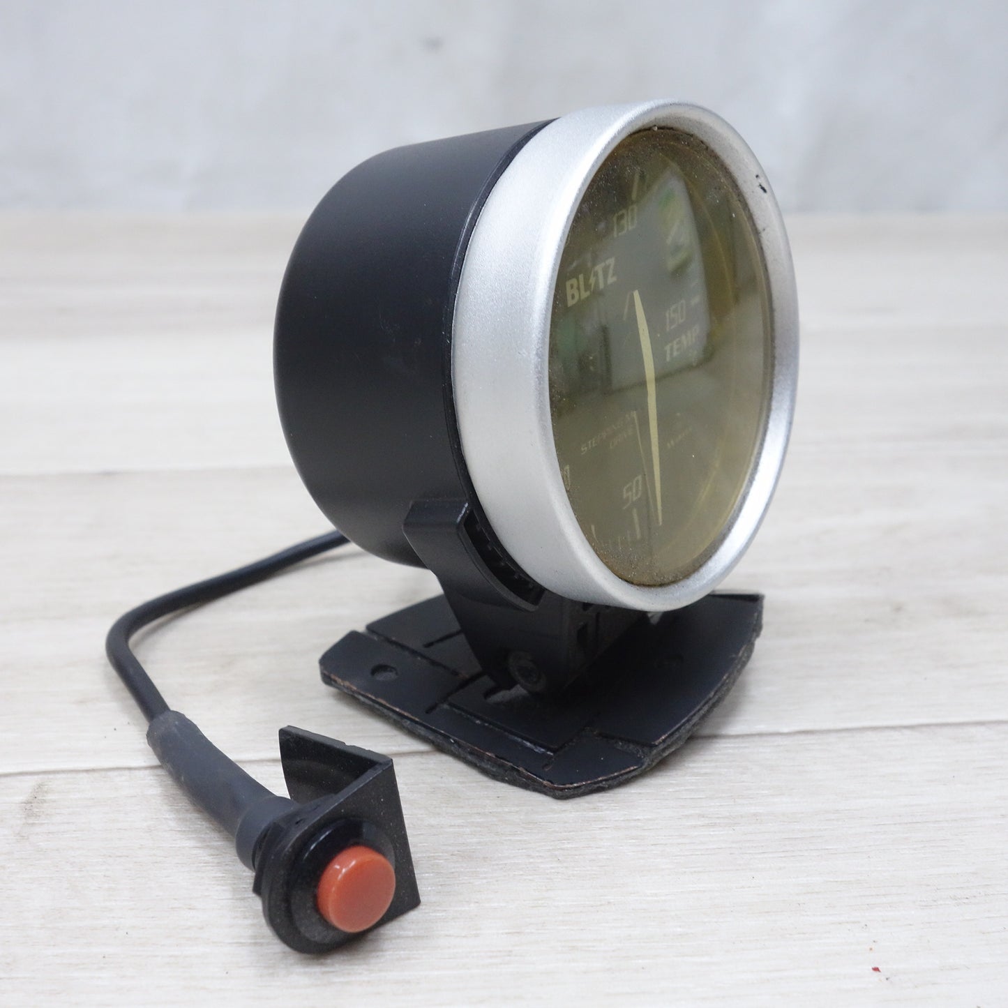 [送料無料] ◆BLITZ ブリッツ 油温計 温度計 測定器 150TEMP ステッピング モーター ドライブ 搭載 メーター 型式 不明 SA44B196 現状品◆