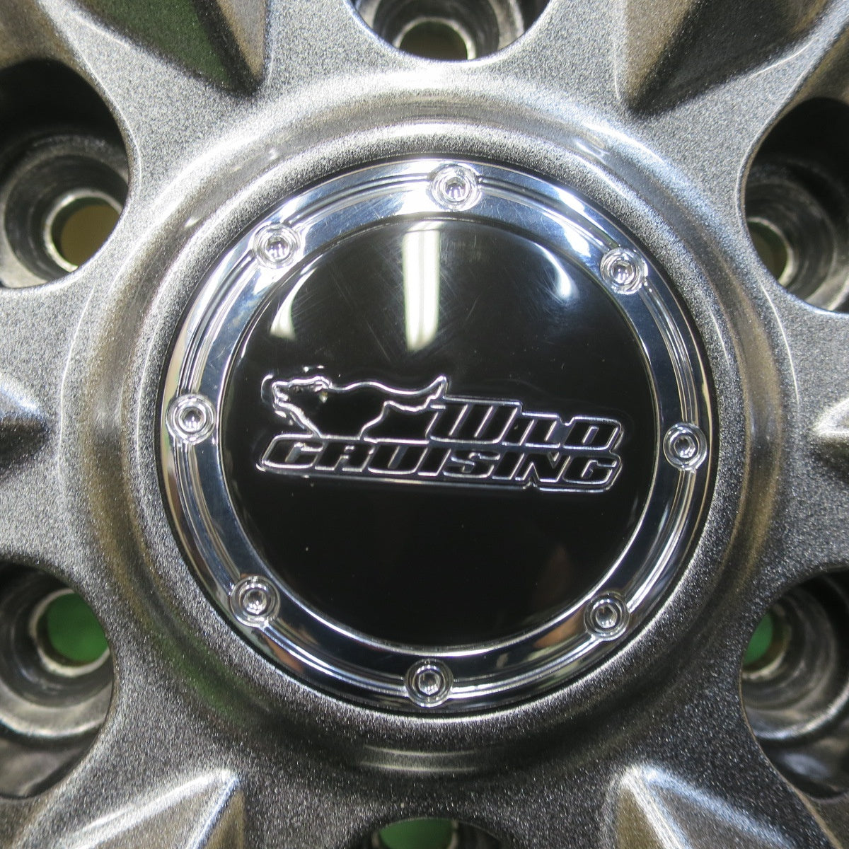 ほぼ未使用！24年！美品◎WILD CRUISING KC-X 195/80R15 107/105N スタッドレス ダンロップ ウインターマックス LV01 for VAN ワイルド クルージング 15インチ PCD139.7/6H◎6100606イス