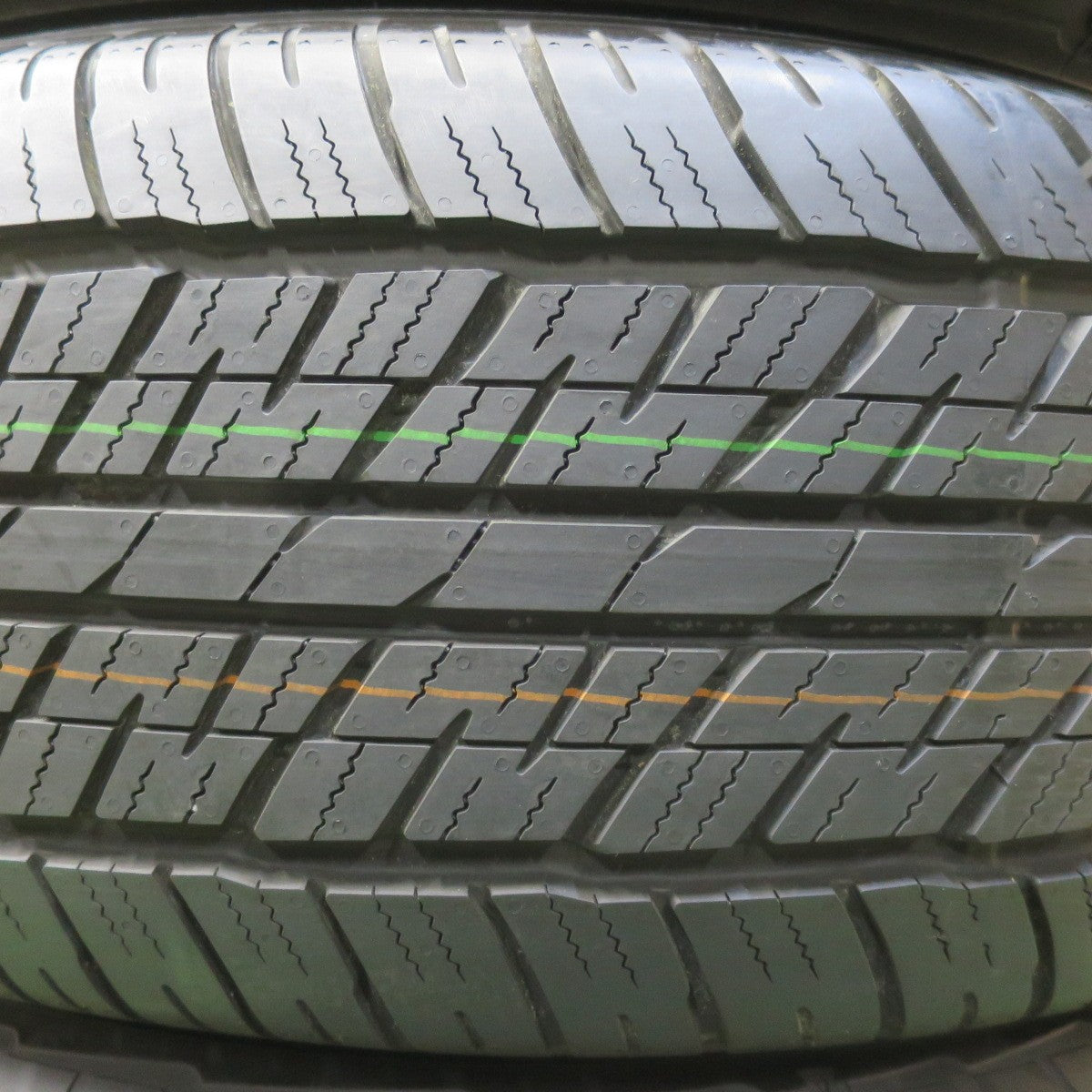 新車外し！24年★265/65R18 ダンロップ AT23 グラントレック タイヤ 18インチ ランクル 250 300 等★6050607イノタ