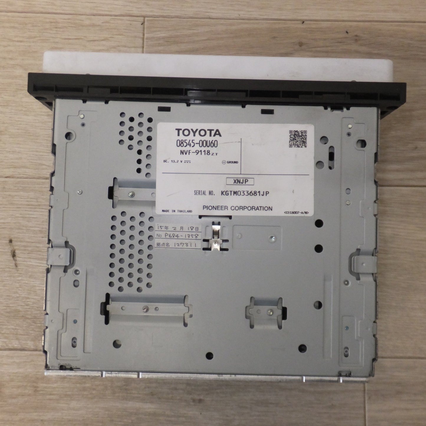 [送料無料] 現状品★パイオニア製 トヨタ 純正 メモリーナビ マルチAVステーション NSCP-W61 08545-00U60 セキュリティロック(21)★
