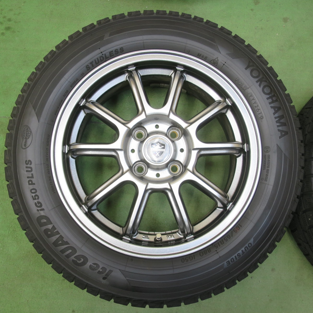 バリ溝！キレイ！8.5分★スタッドレス 185/65R15 ヨコハマ アイスガード iG50 プラス ESTROSA エステローザ 15インチ PCD100/4H★6022304イス