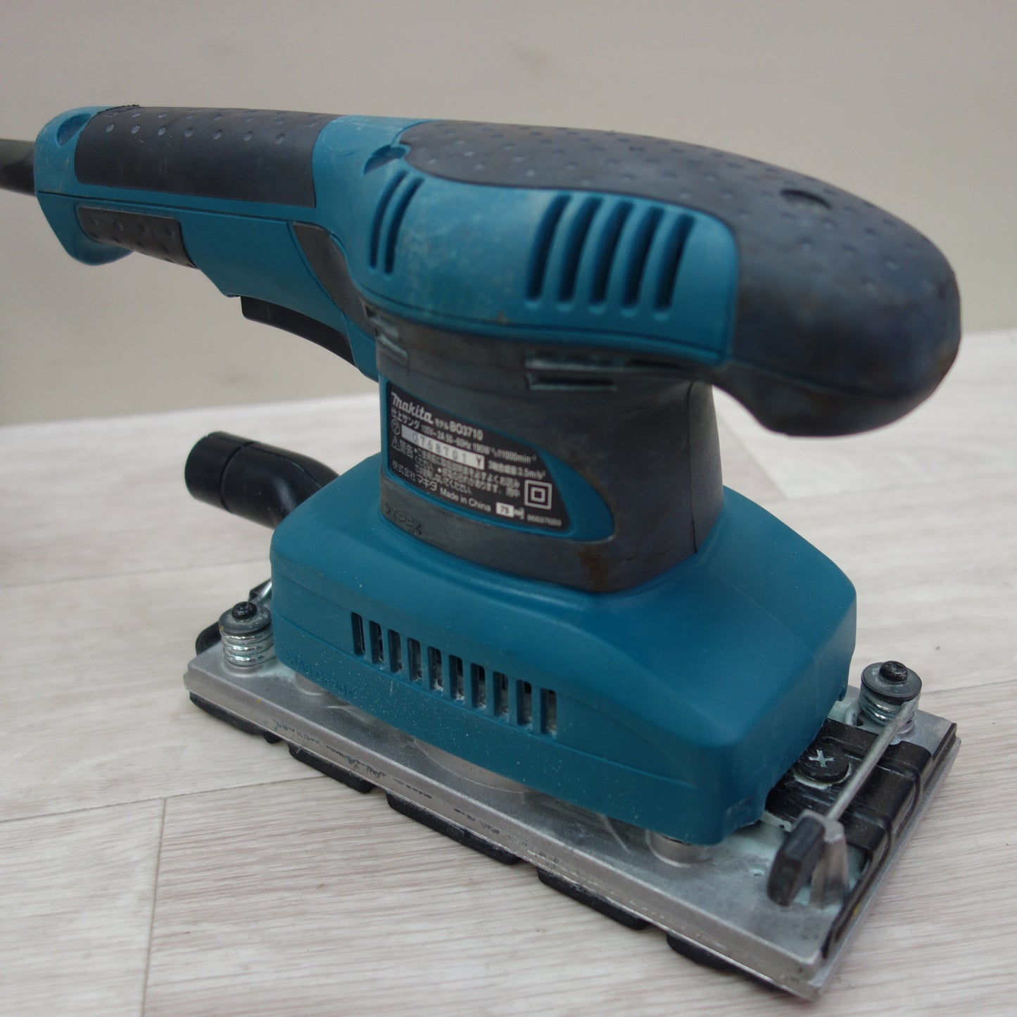 [送料無料] ☆マキタ 仕上 サンダ BO3710 電動 工具 サンダー 研摩 研磨 機 100V makita☆