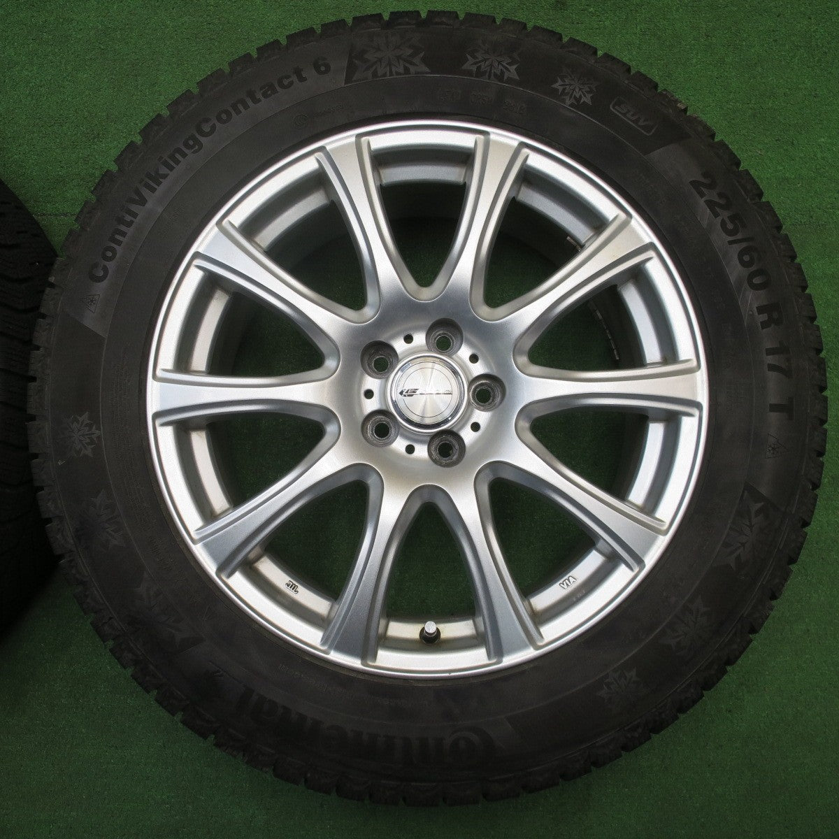 バリ溝！8.5分★フォレスター 等 225/60R17 スタッドレス コンチネンタル コンチバイキング コンタクト6 LAUFBAHN ラウフバーン 17インチ PCD100/5H★5120401NJス