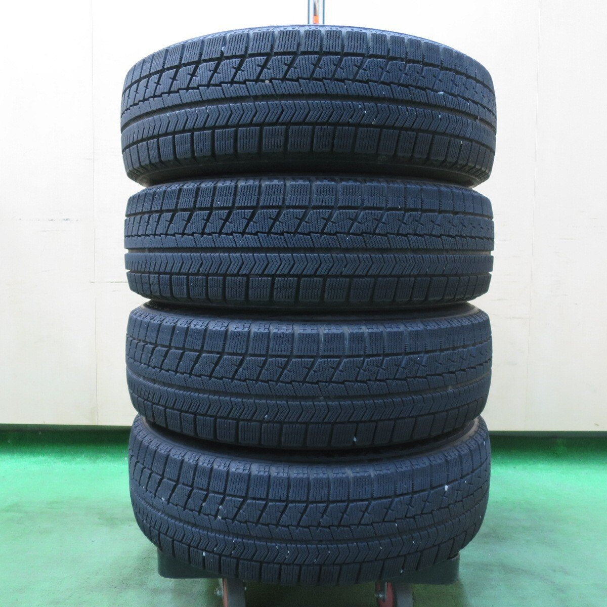 キレイ★スタッドレス 175/65R15 ブリヂストン ブリザック VRX TEAD テッド 15インチ PCD100/4H★5031410イス