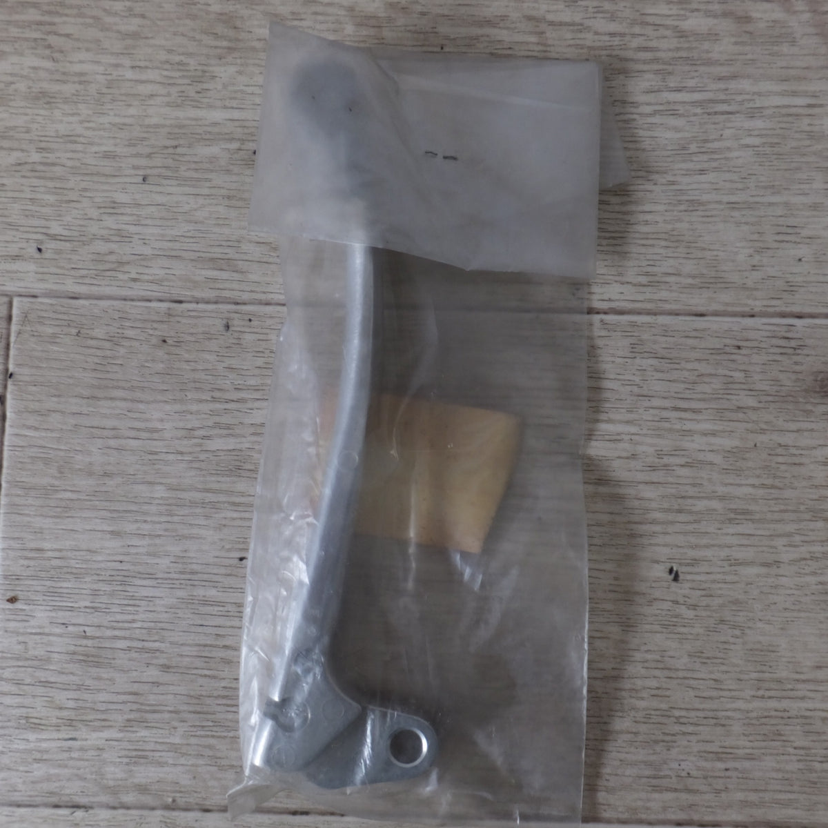 ★スズキ SUZUKI 純正 クラッチレバー 57620-45010　RG250 GS400 GS750 GT185 GT380 TS125 RV125 など★