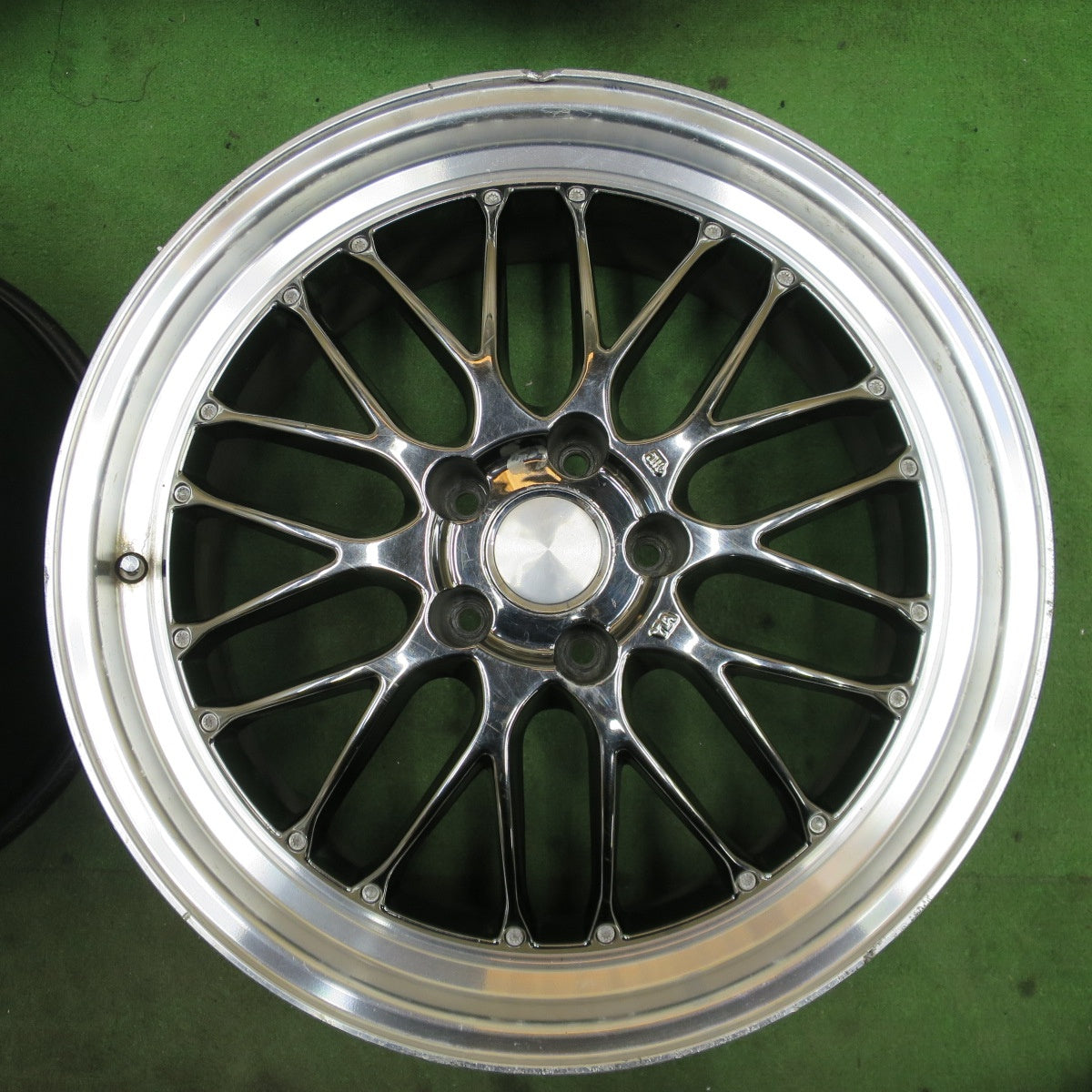 4本価格★Lehrmeister BRUNELLO 19インチ ホイール 19×8J レアマイスター ブルネッロ PCD114.3/5H★6050501NGホ