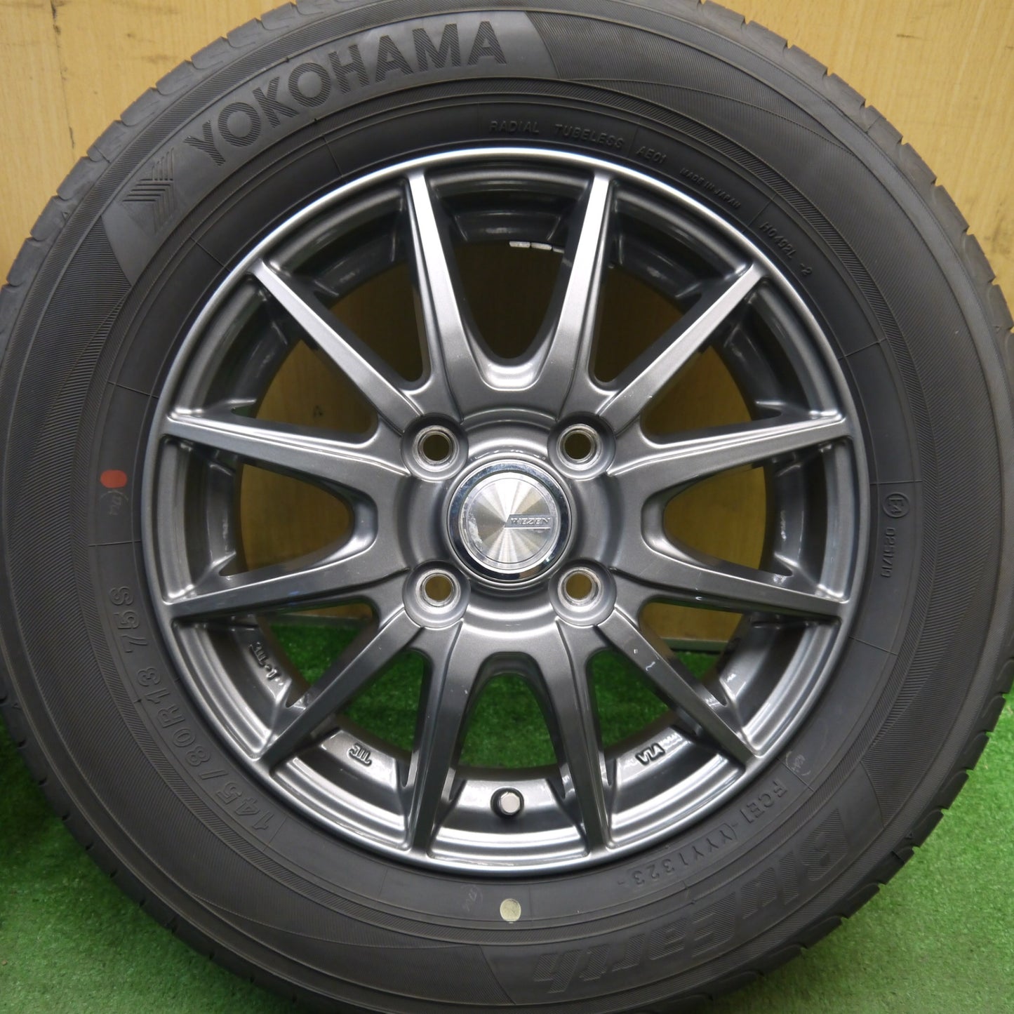 4本価格！23年★145/80R13 ヨコハマ ブルーアース AE01 WAZEN 社外 アルミ 13インチ PCD100/4H★5090106Hノ