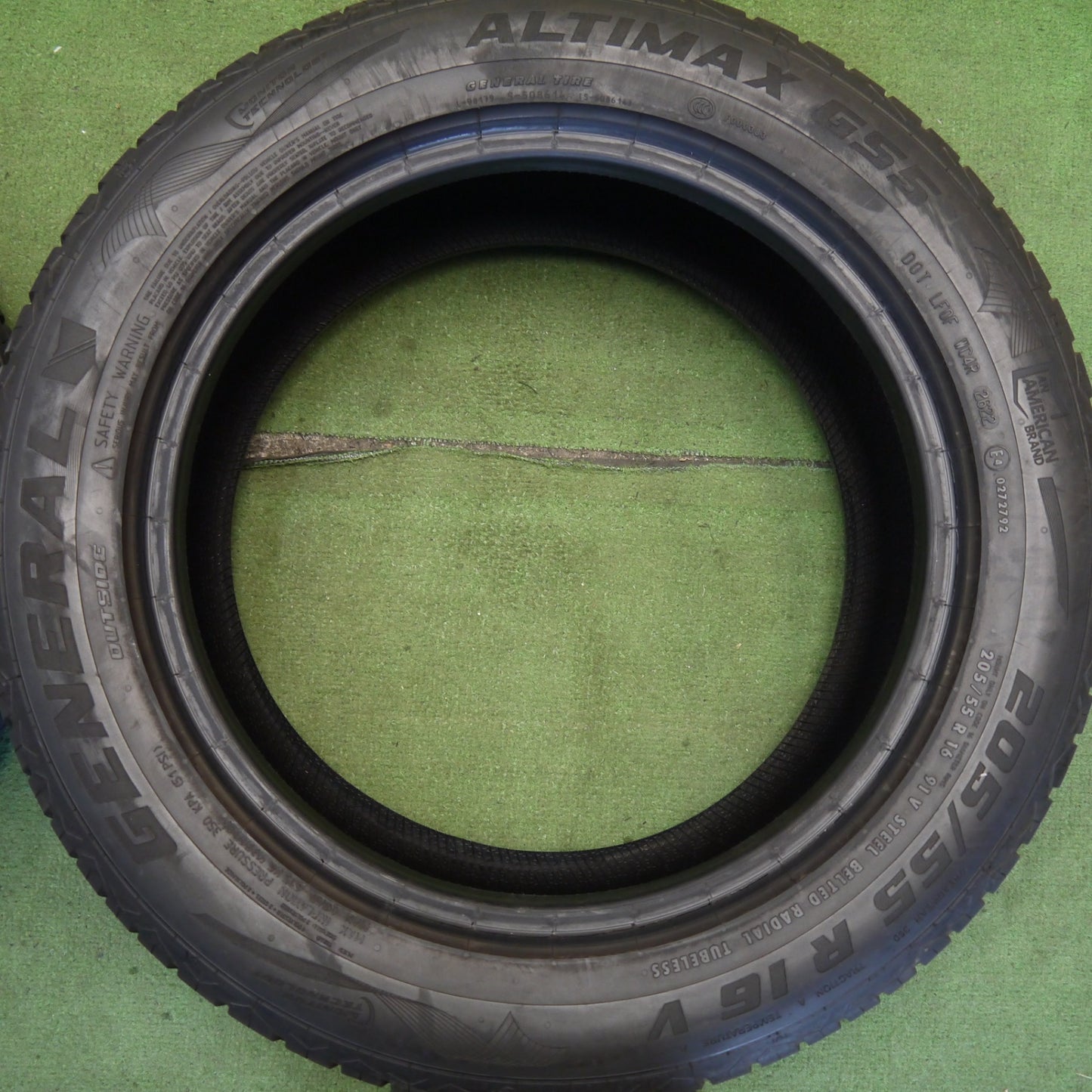 バリ溝！22年！9分★205/55R16 ゼネラル ALTIMAX G55 タイヤ 16インチ アコード ノア ヴォクシー リーフ インプレッサ レガシィ 等★6072101Hノタ